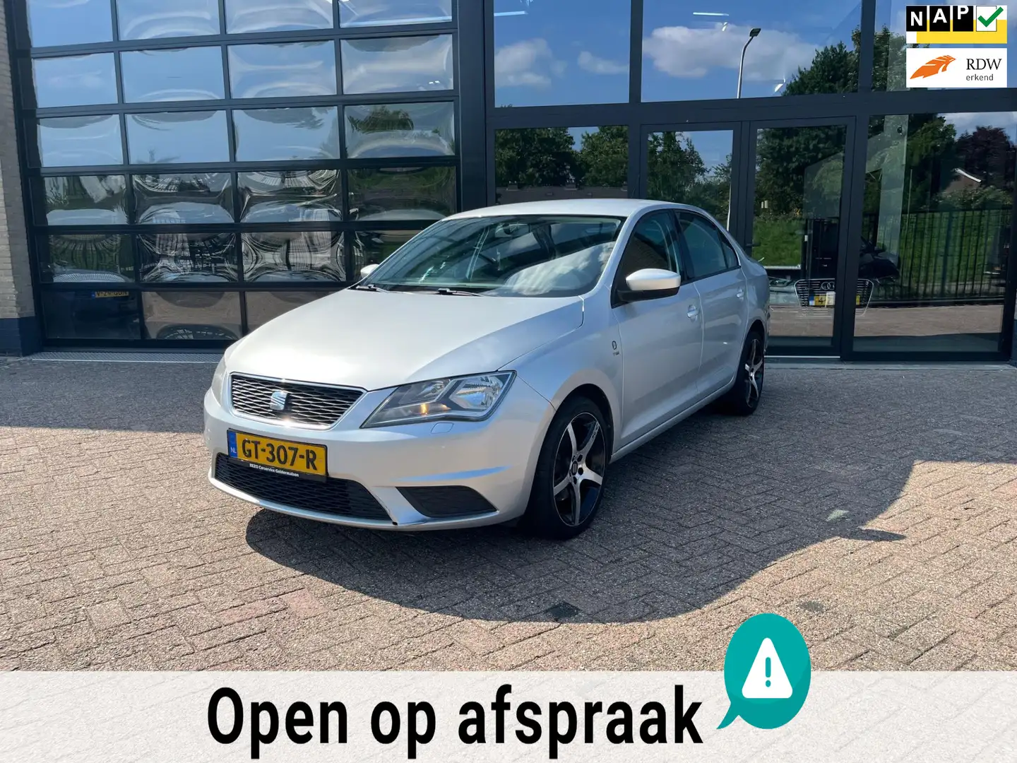 SEAT Toledo TSI Style, Navi, Airco, Stoelverwarming Szary - 1