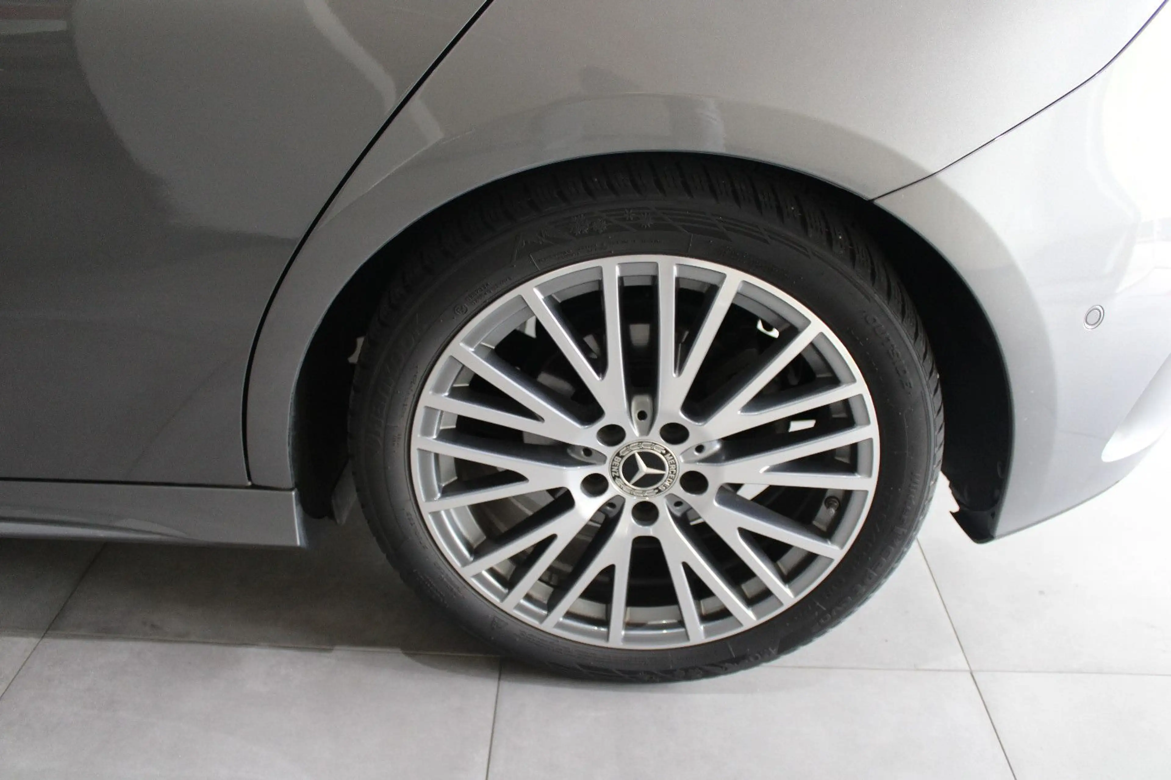 Mercedes-Benz A 200 DCT AMG-SPORTPAKET NIGHT DIAMANT BURMESTER — photo 13