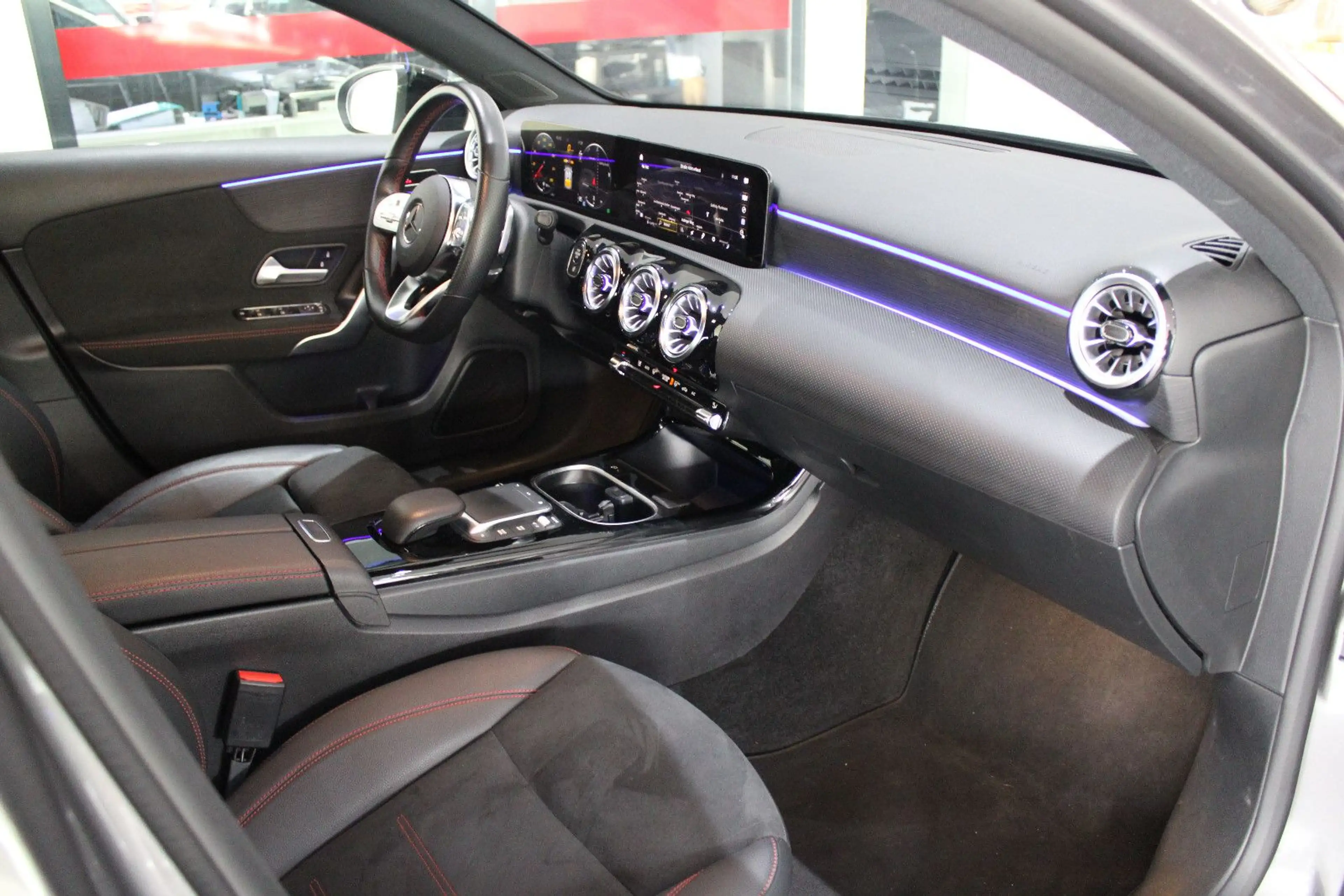 Mercedes-Benz A 200 DCT AMG-SPORTPAKET NIGHT DIAMANT BURMESTER — photo 5
