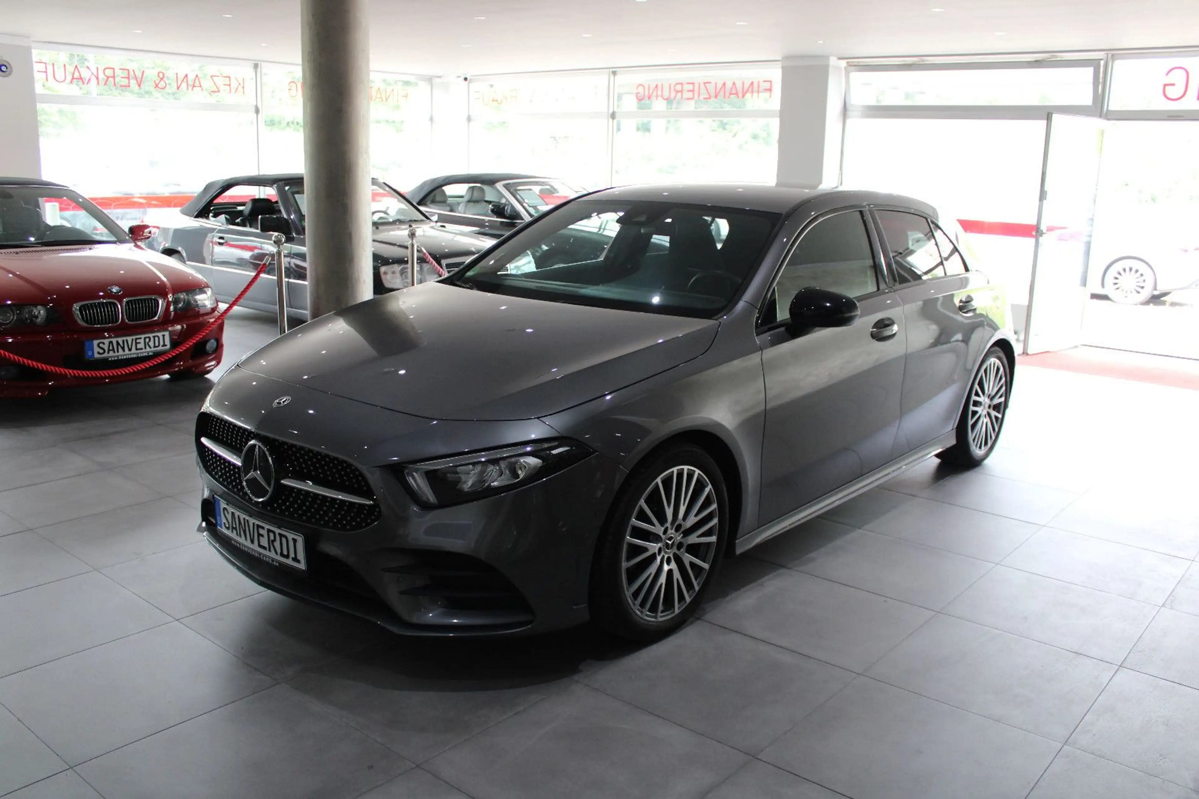 Mercedes-Benz A 200 DCT AMG-SPORTPAKET NIGHT DIAMANT BURMESTER