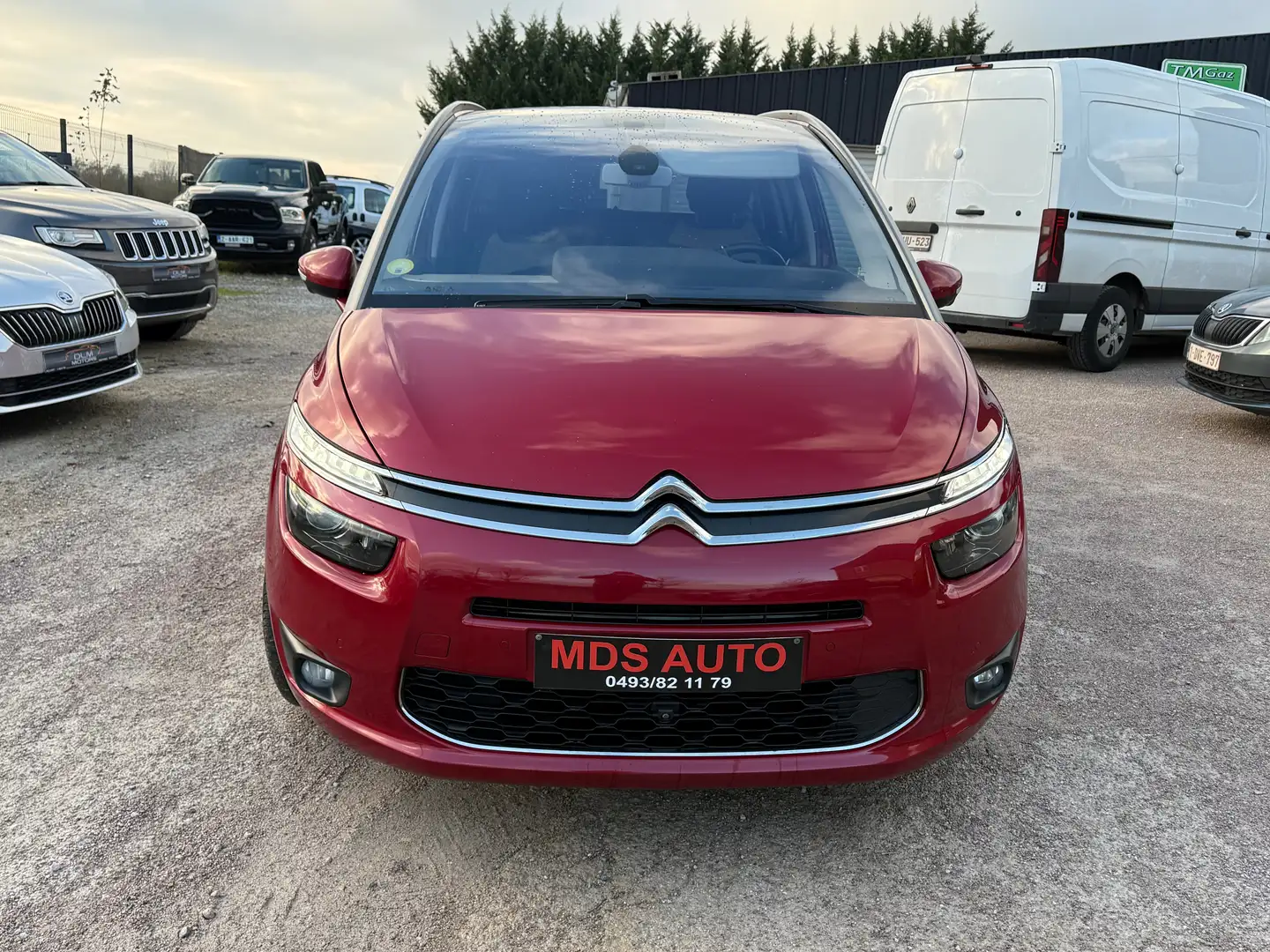 Citroen C4 Picasso C4 Picasso 1.6 BlueHDi Intensive S Rood - 1
