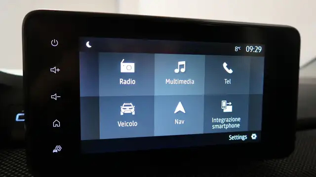 Dacia Sandero view 12