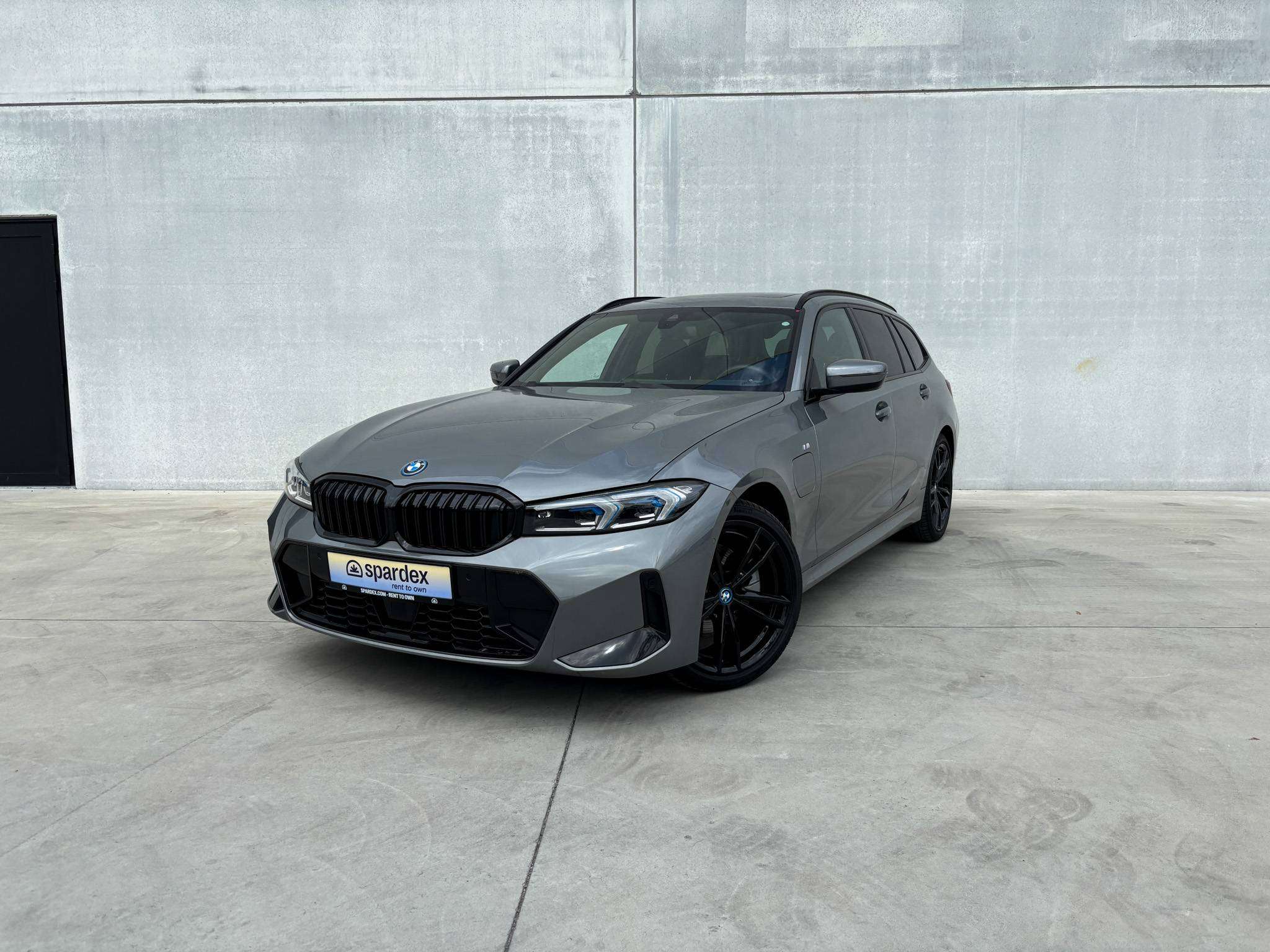 BMW 330