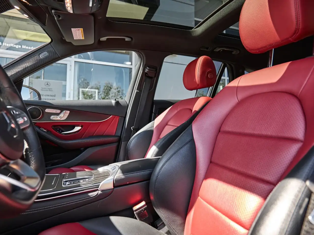 Mercedes-Benz GLC снимка Mercedes-Benz GLC