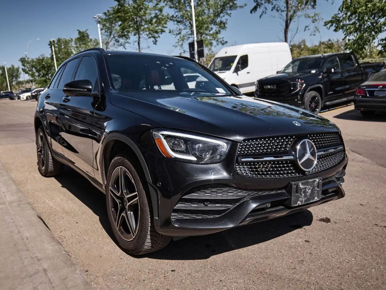 Mercedes-Benz GLC снимка Mercedes-Benz GLC