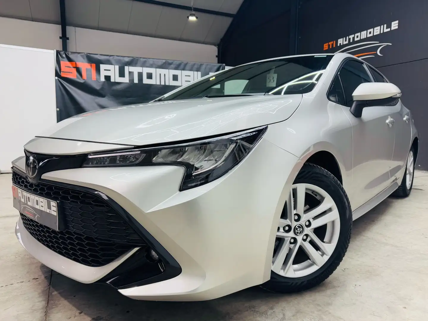 Toyota Corolla 1.2 Turbo Dynamic ** GARANTIE 12 MOIS ** Gris - 1