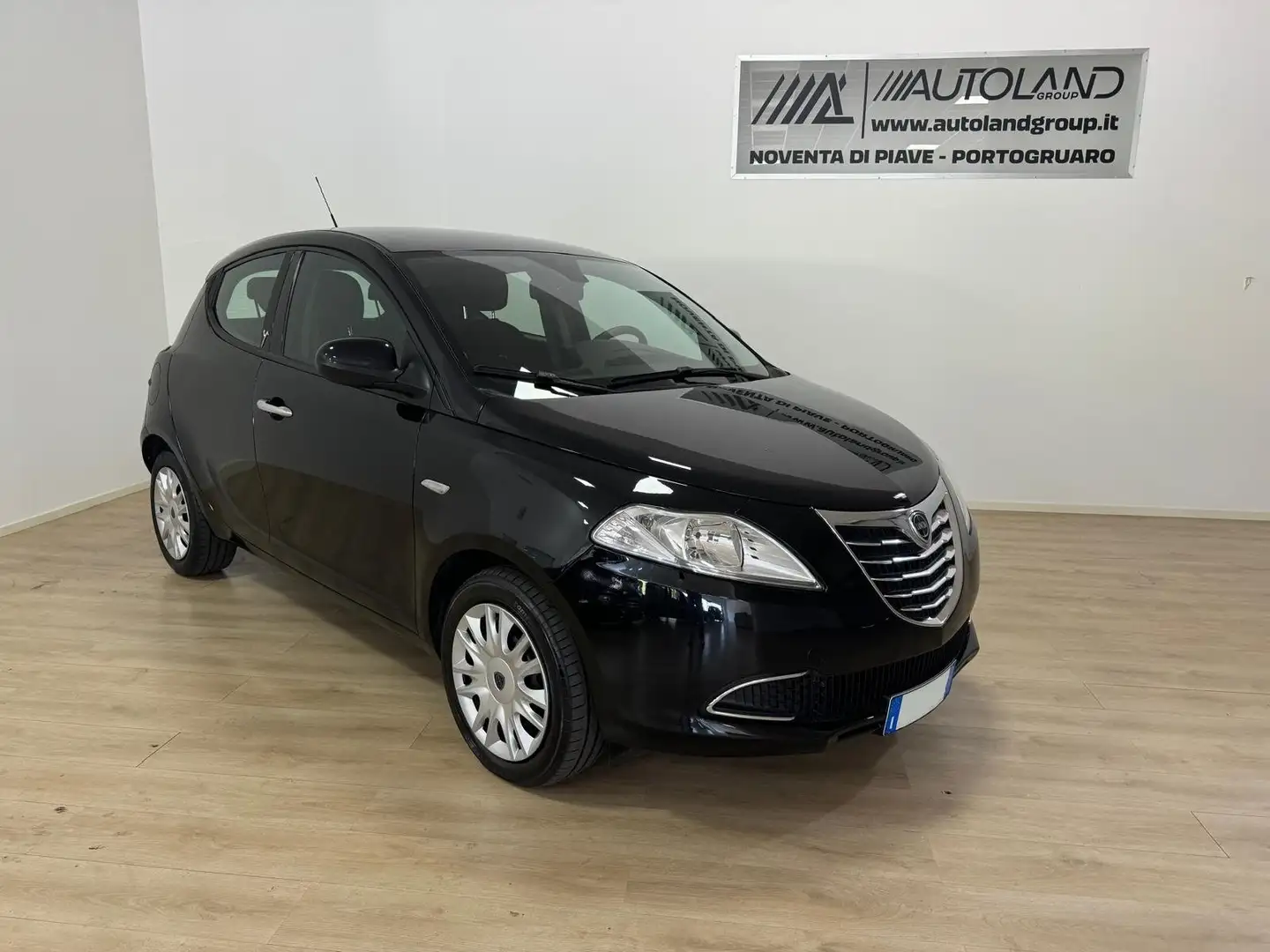 Lancia Ypsilon Ypsilon III 1.3 mjt ** NEOPATENTATI** Negro - 1