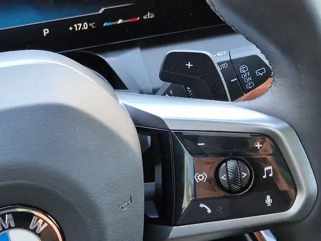 BMW X3 view 12