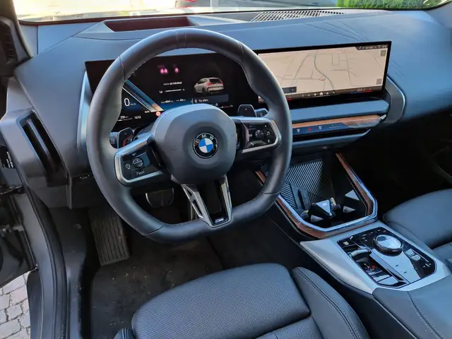 BMW X3 view 10