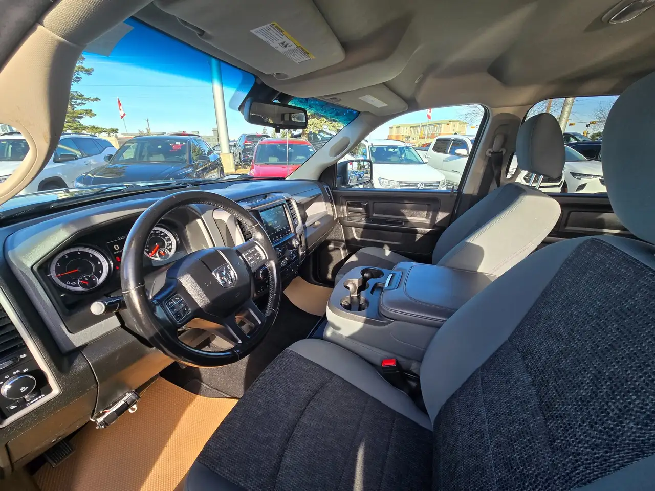RAM 1500 снимка RAM 1500