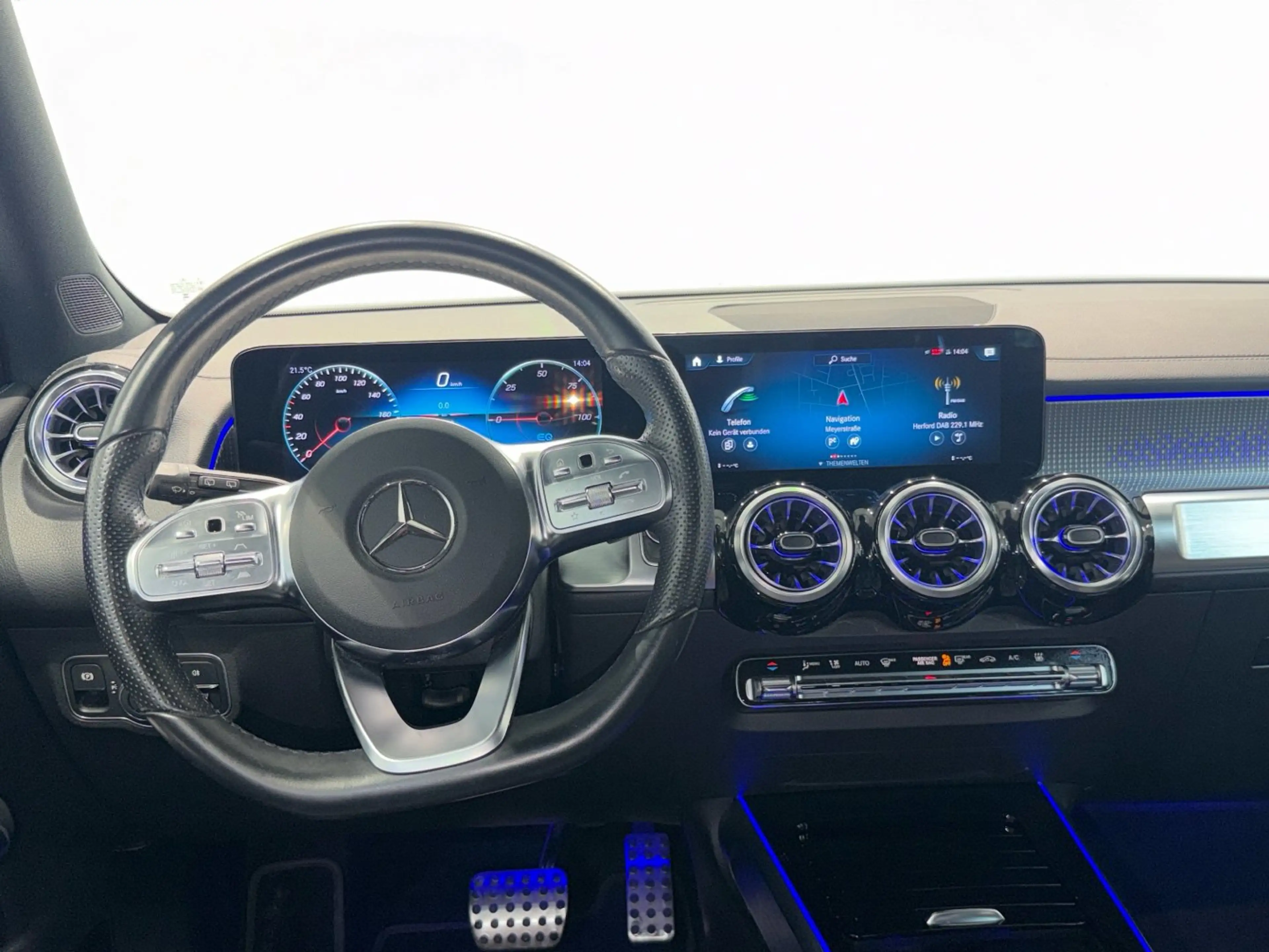 Mercedes-Benz EQB 300 4M AMG Line Rückfahrkamera MBUX LED — photo 9