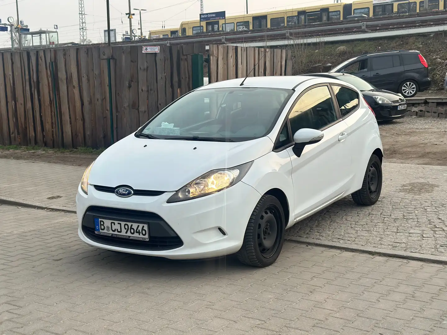 Ford Fiesta Trend NAVI*KLIMA* Wit - 1