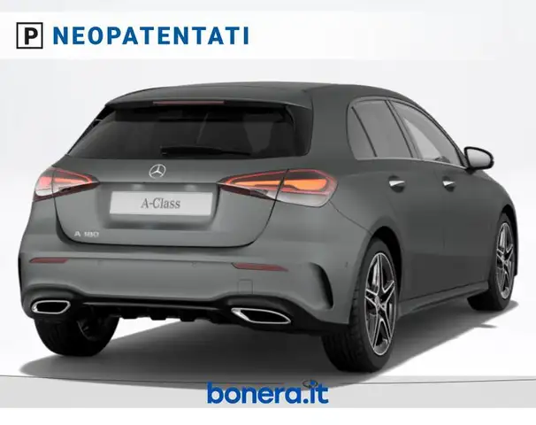 Mercedes-Benz A-Class view 3