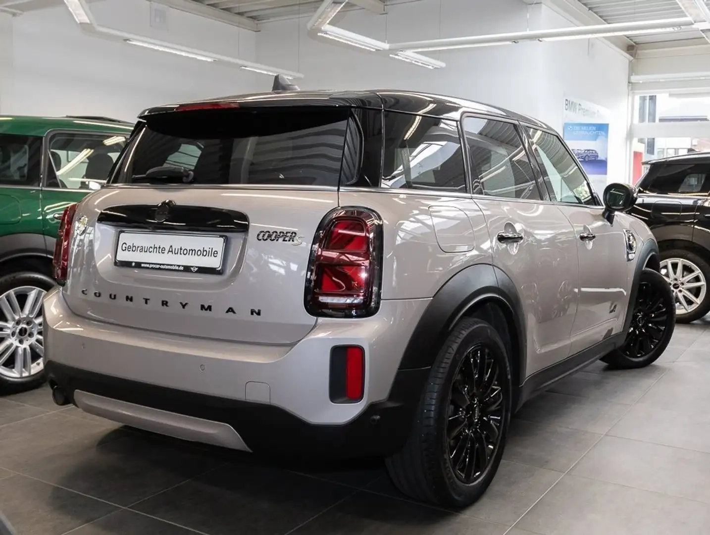 MINI Cooper SE Countryman Cooper SE ALL4 DAB LED RFK Navi Komfortzg. ACC Сірий - 2