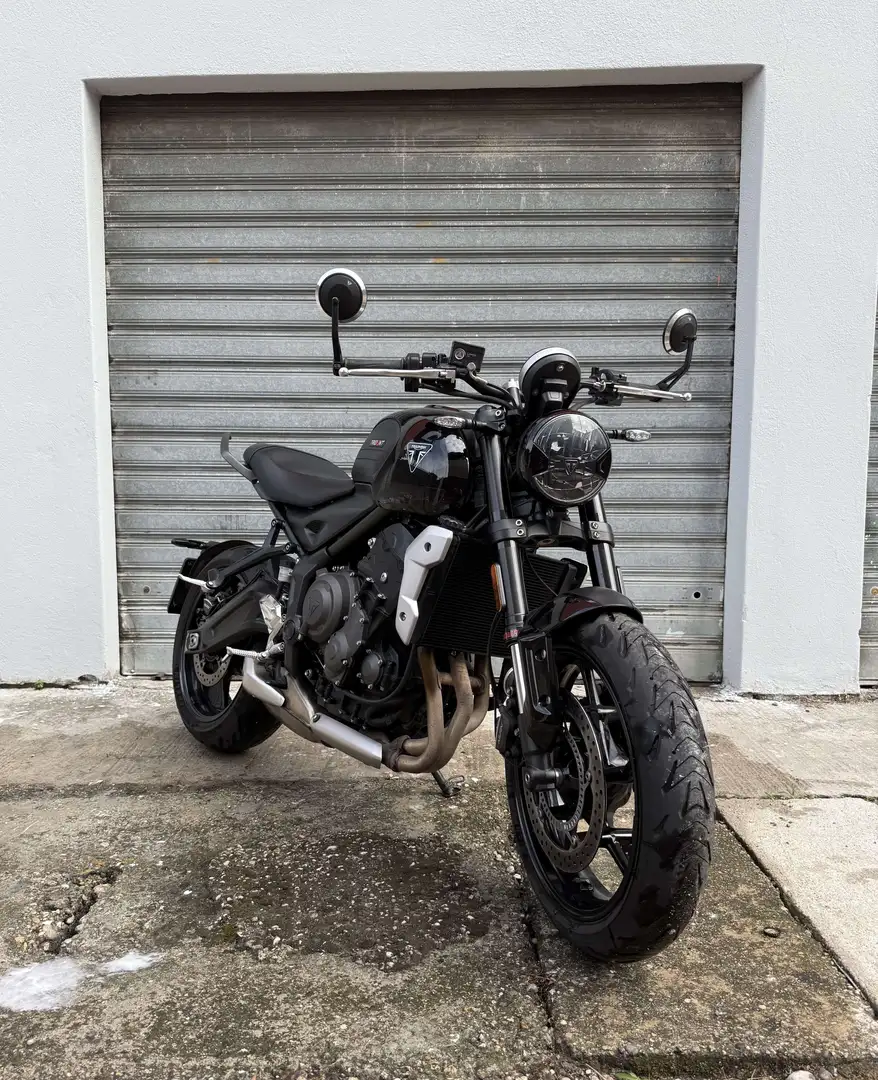Triumph Trident 660 Nero - 1
