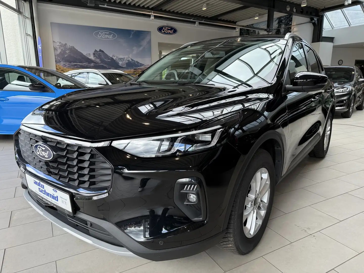 Ford Kuga Titanium HeadUp adapt. LED Noir - 1