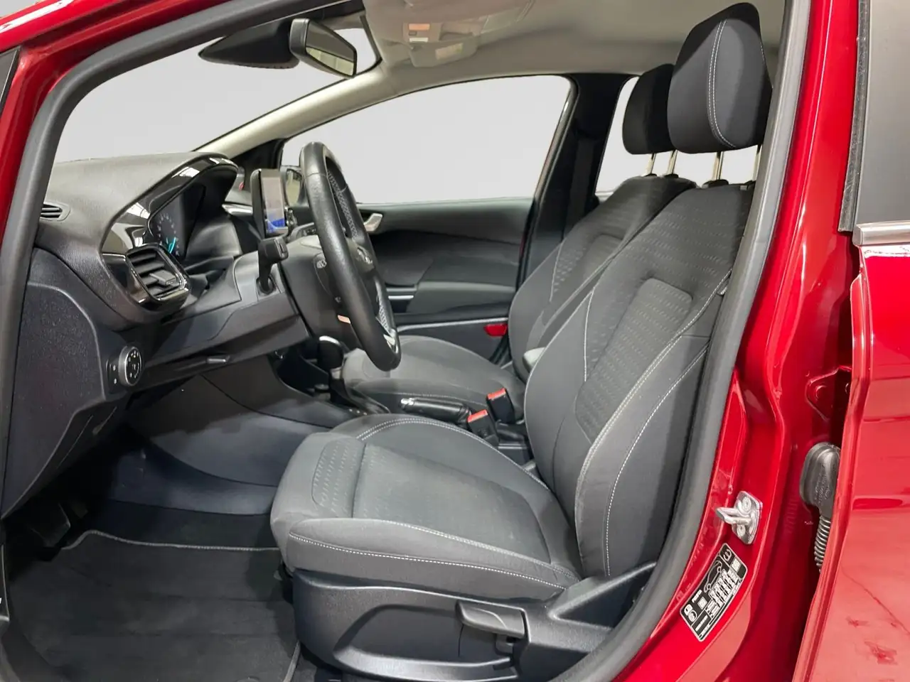 Ford Fiesta TITANIUM 1.0 EcoBoost 125CV mHEV A7 DCT, миниатюра 5