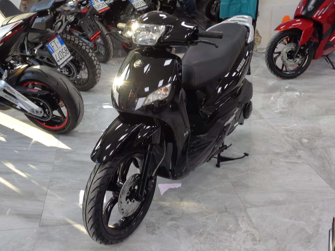 Peugeot Kisbee 125 - PREZZO FC. PARABREZZA E BAULETTO