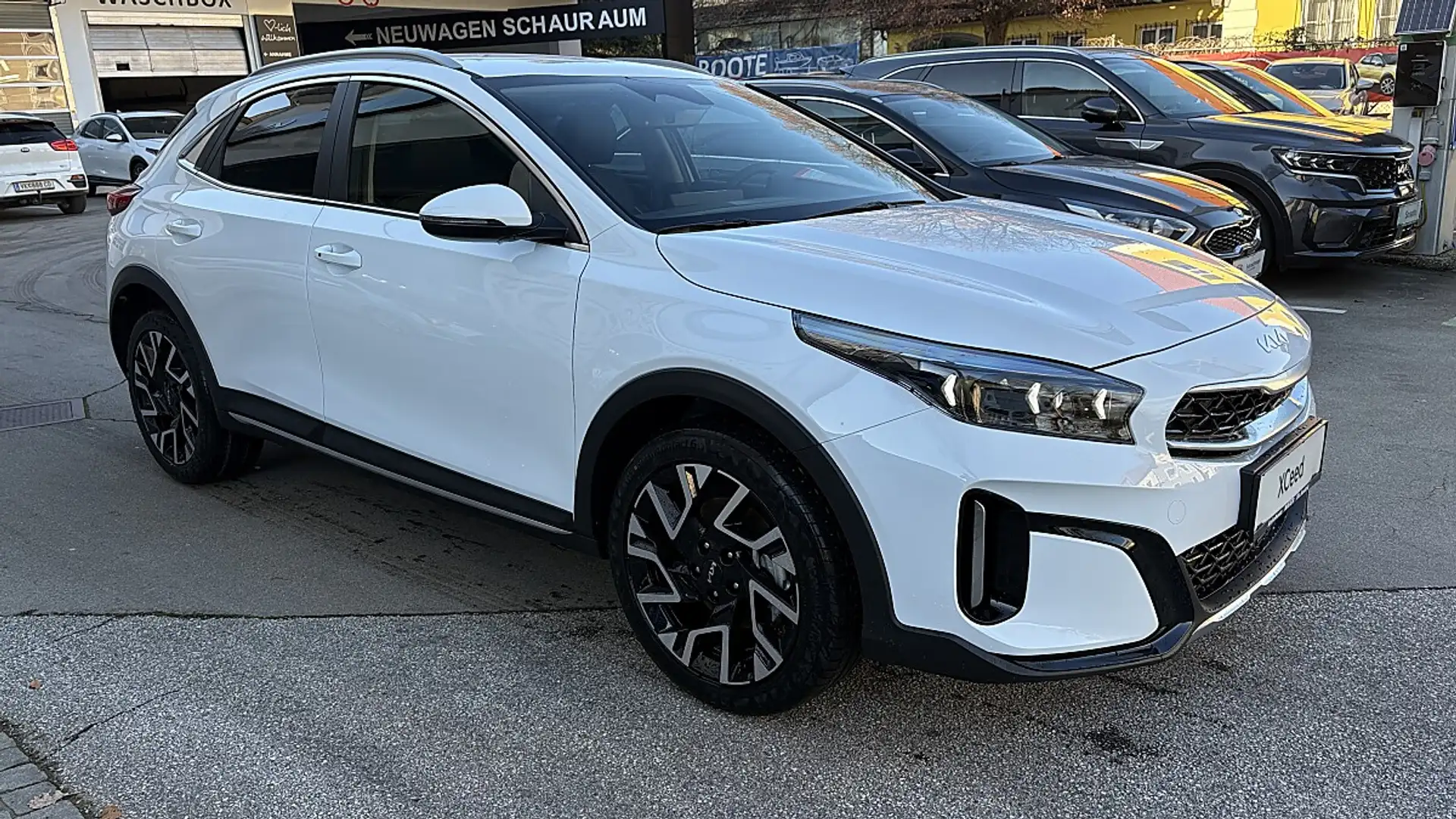 Kia XCeed Xceed 1,0 TGDI 48V GPF Gold DCT Weiß - 2