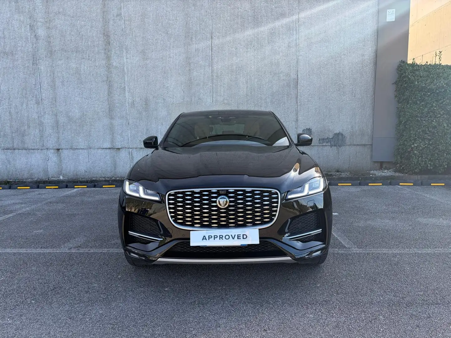 Jaguar F-Pace F-Pace 2.0d i4 mhev awd 163cv auto R-dynamic S Noir - 2