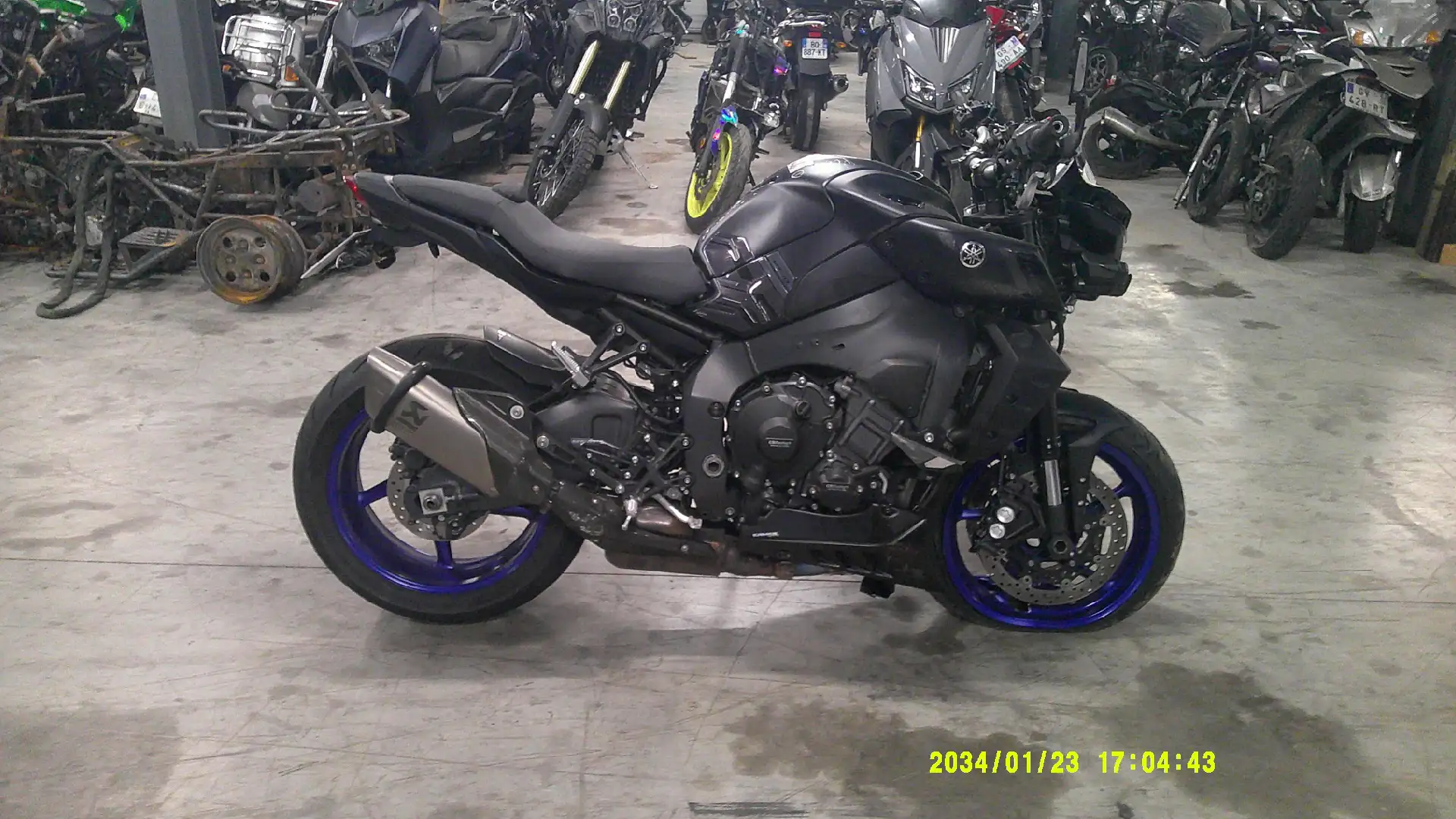Yamaha MT-10 - 1