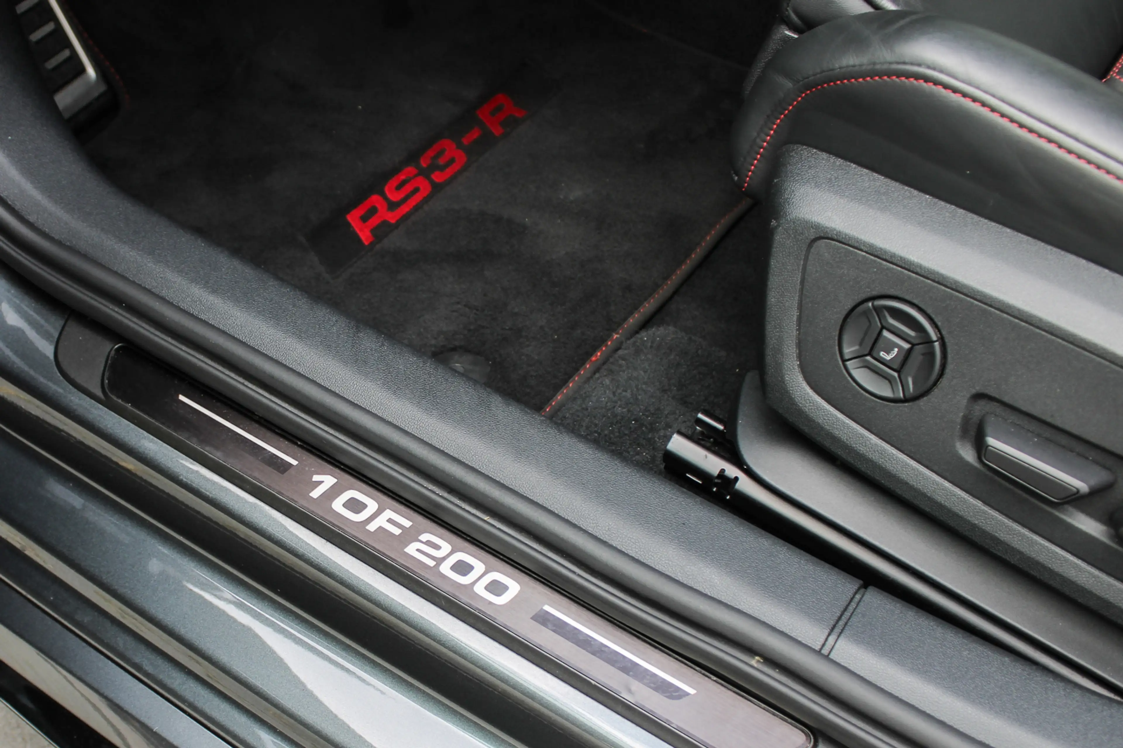 Audi RS3 A3 Limousine 2.5 TFSI quattro ABT 1 of 200 RS3-R 5 — photo 28