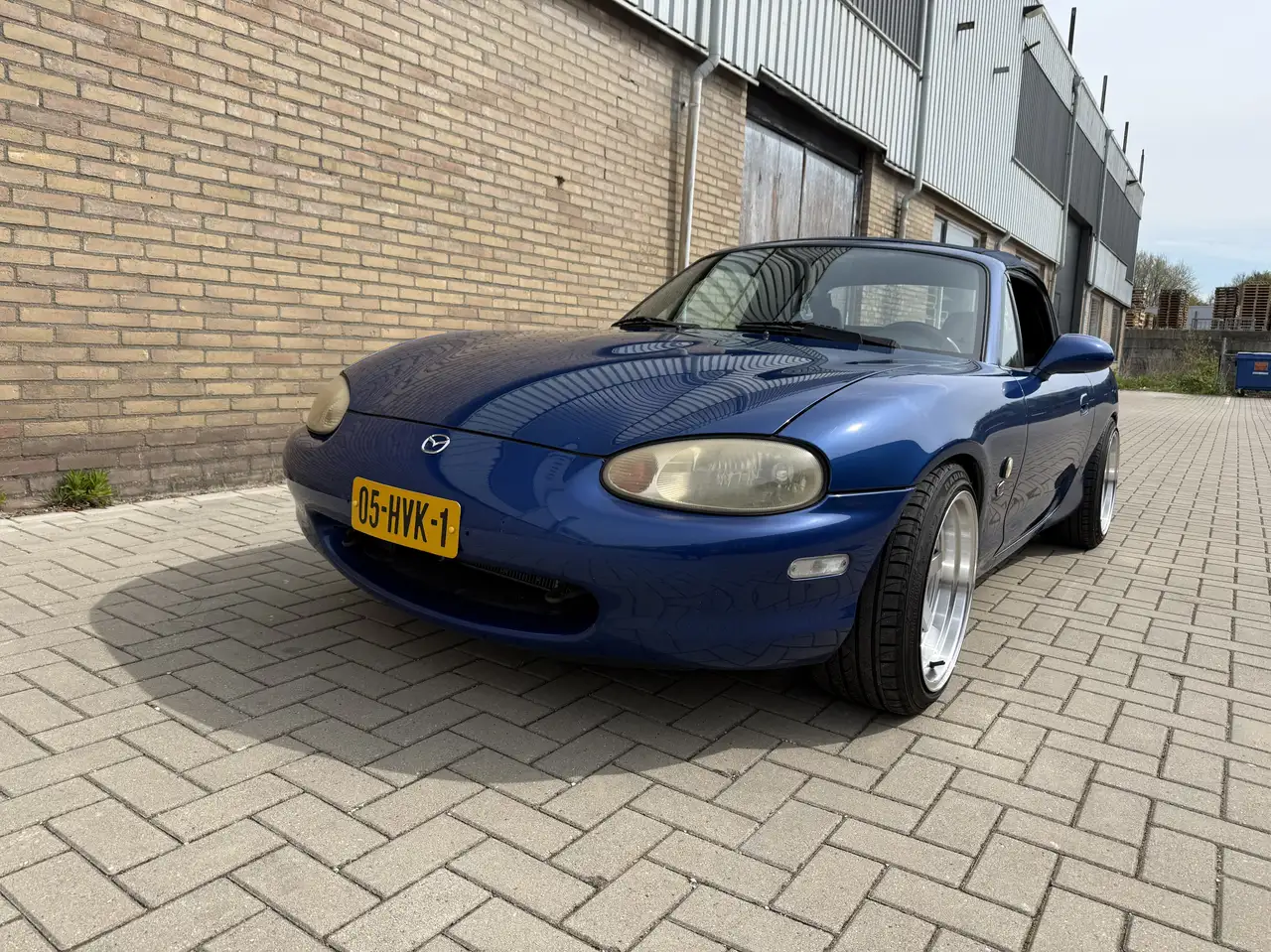 Mazda MX-5 1.8i, foto 2