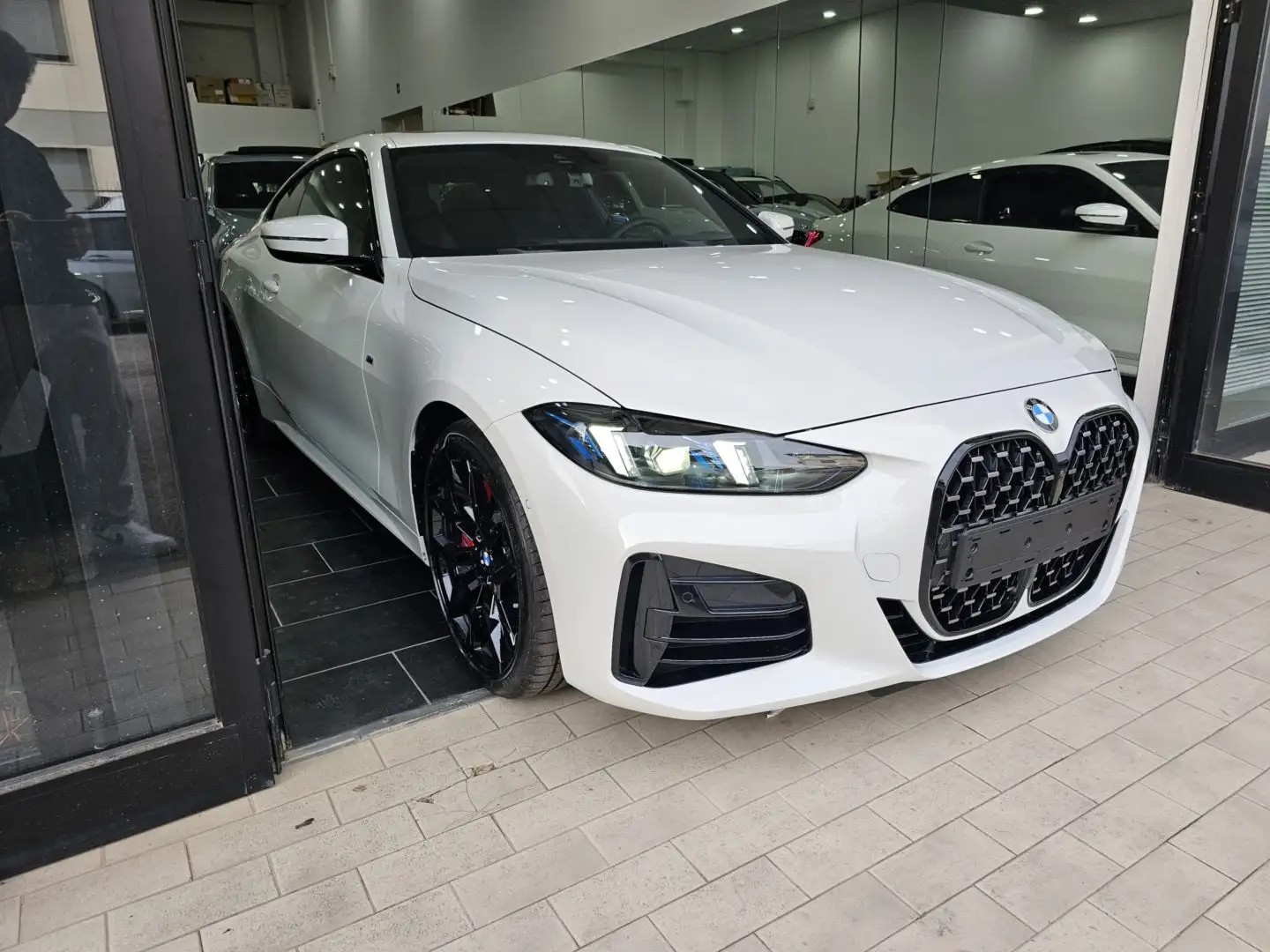 BMW 420 420d sDrive MSport PRO TETTO C.19" Innovation PACK Blanc - 2
