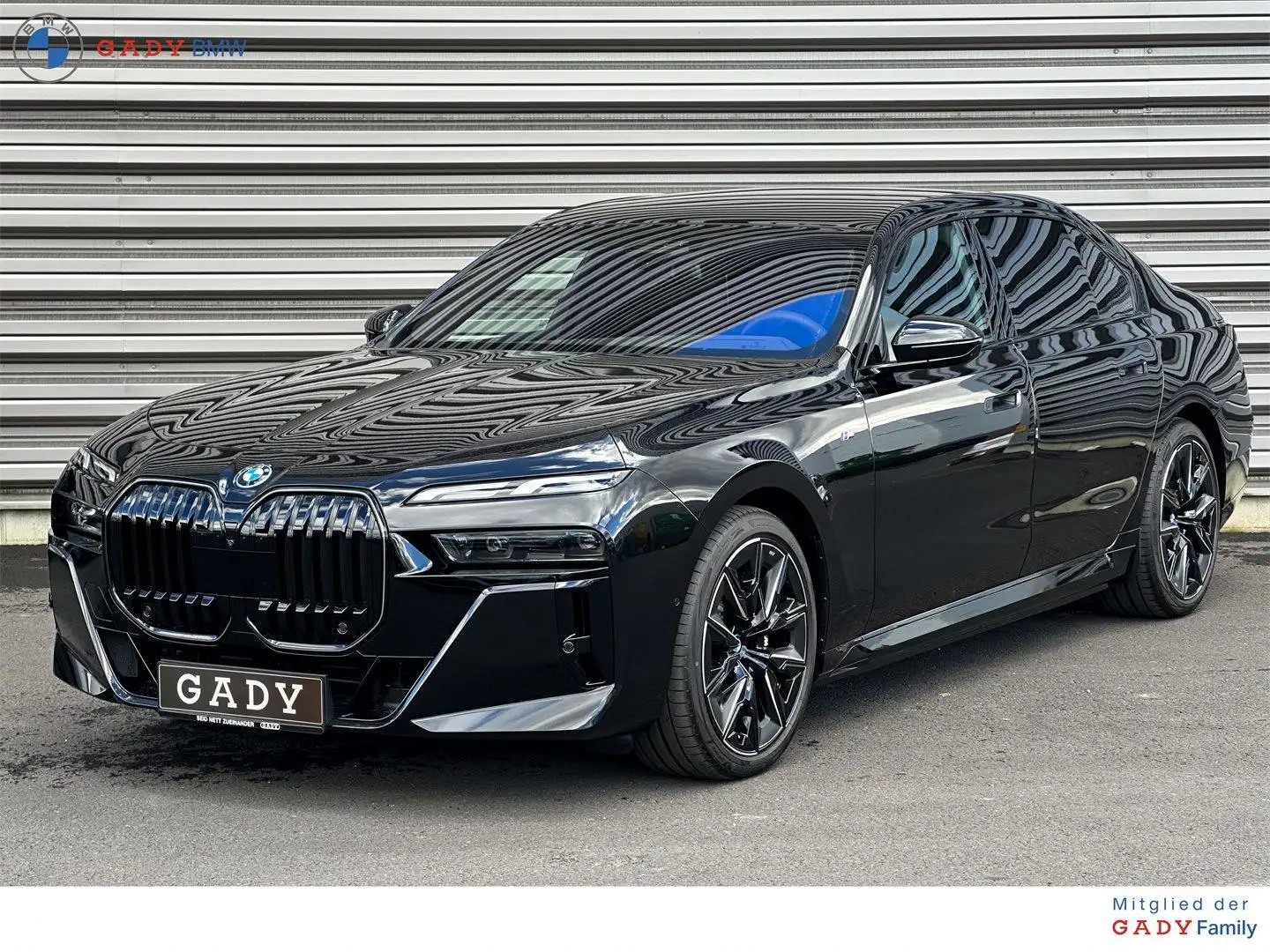 BMW i7 xDrive60 Noir - 1