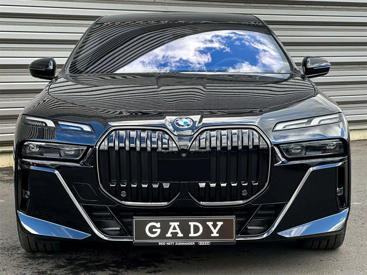 BMW i7 xDrive60 Noir - 2