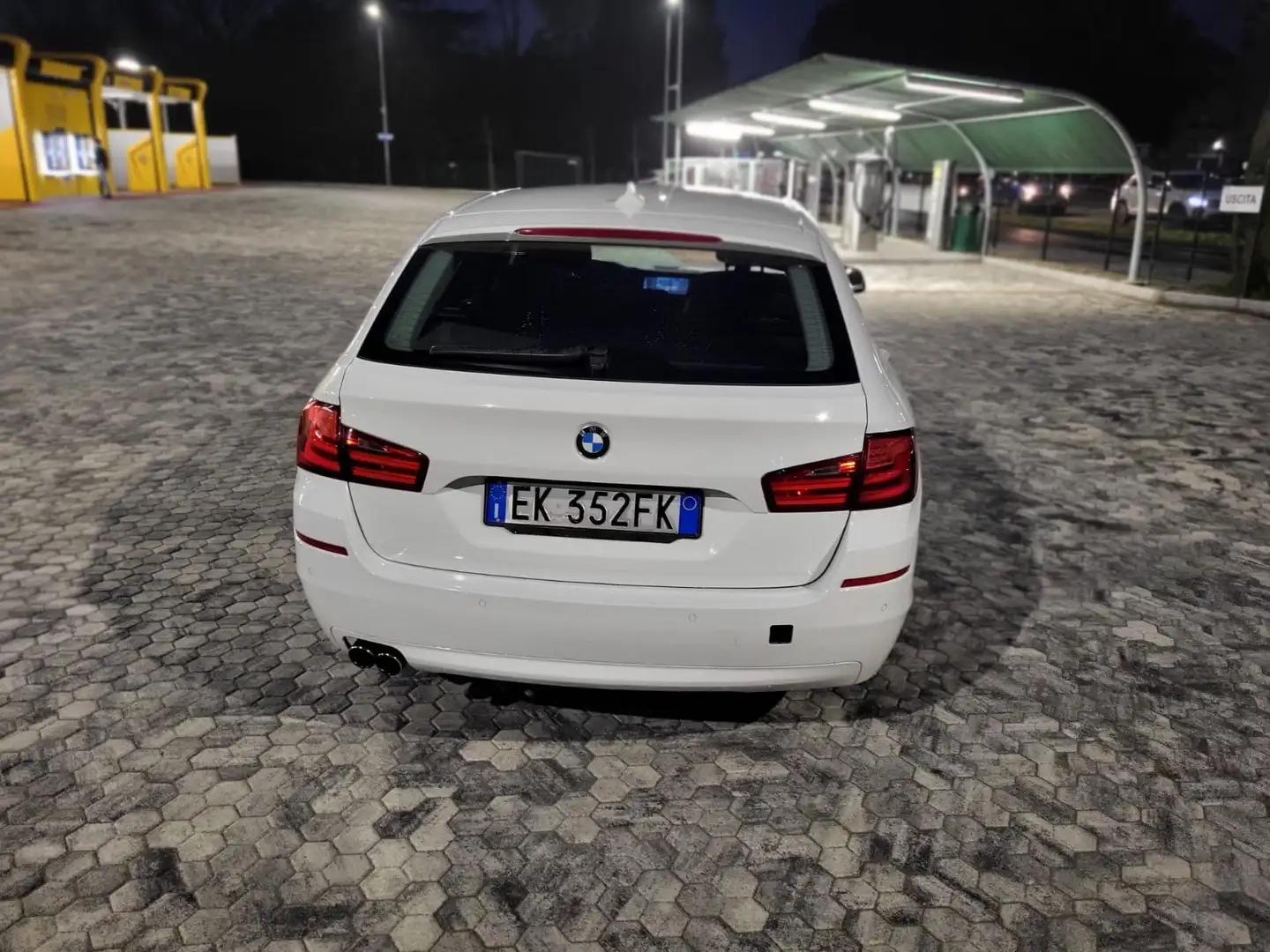 BMW 520 520d touring - 1