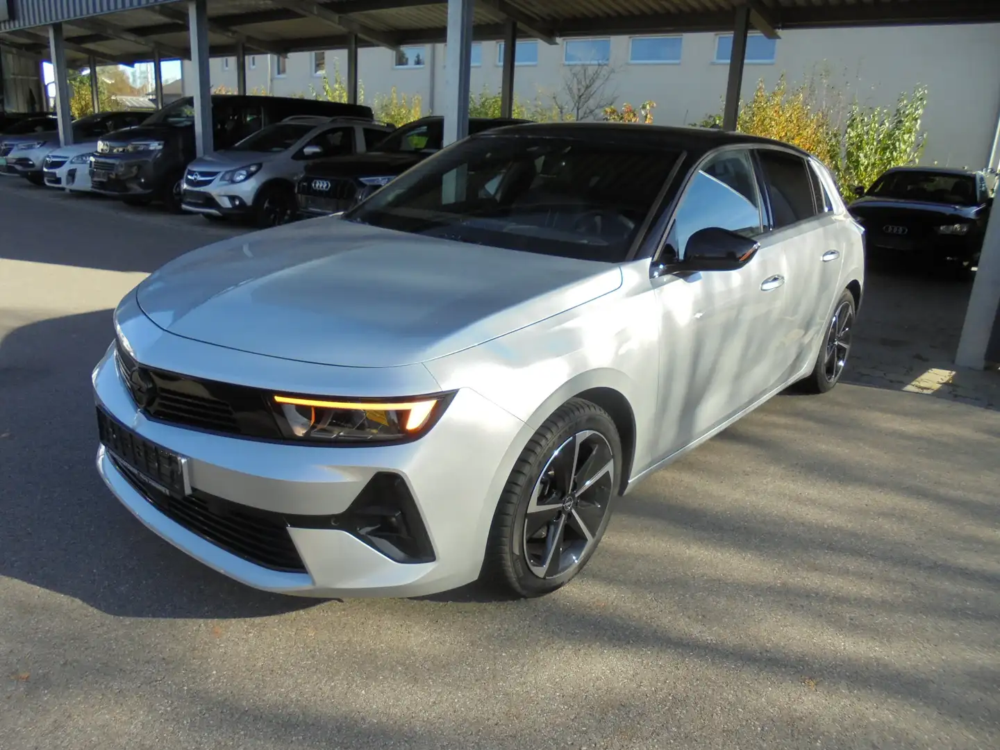 Opel Astra GS 360° Kamera AHK Klimaautomatik Sitzheizung Grau - 1