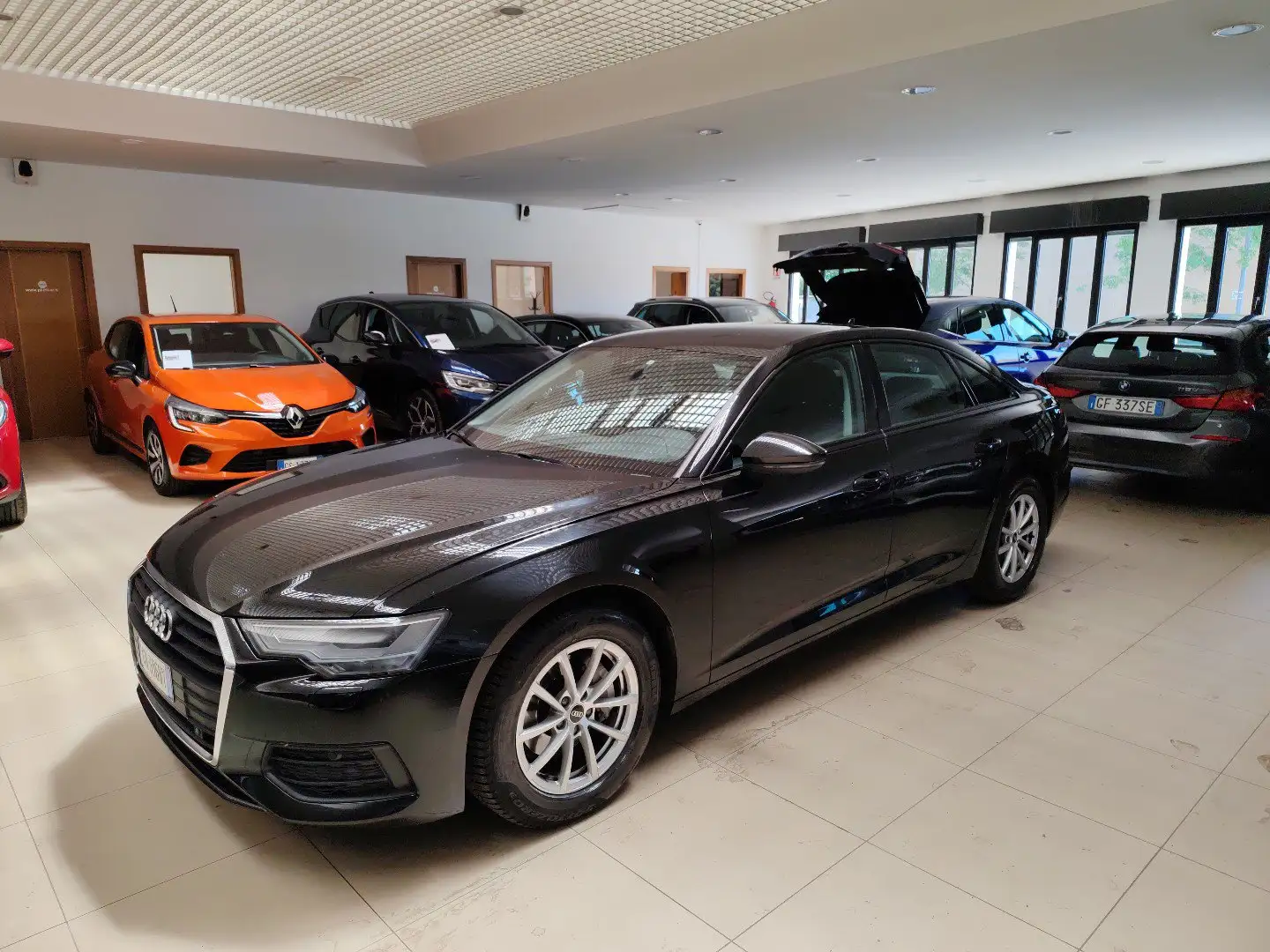 Audi A6 35 2.0 TDI S tronic auto MHEV Navi Cruise Fari LED Nero - 1
