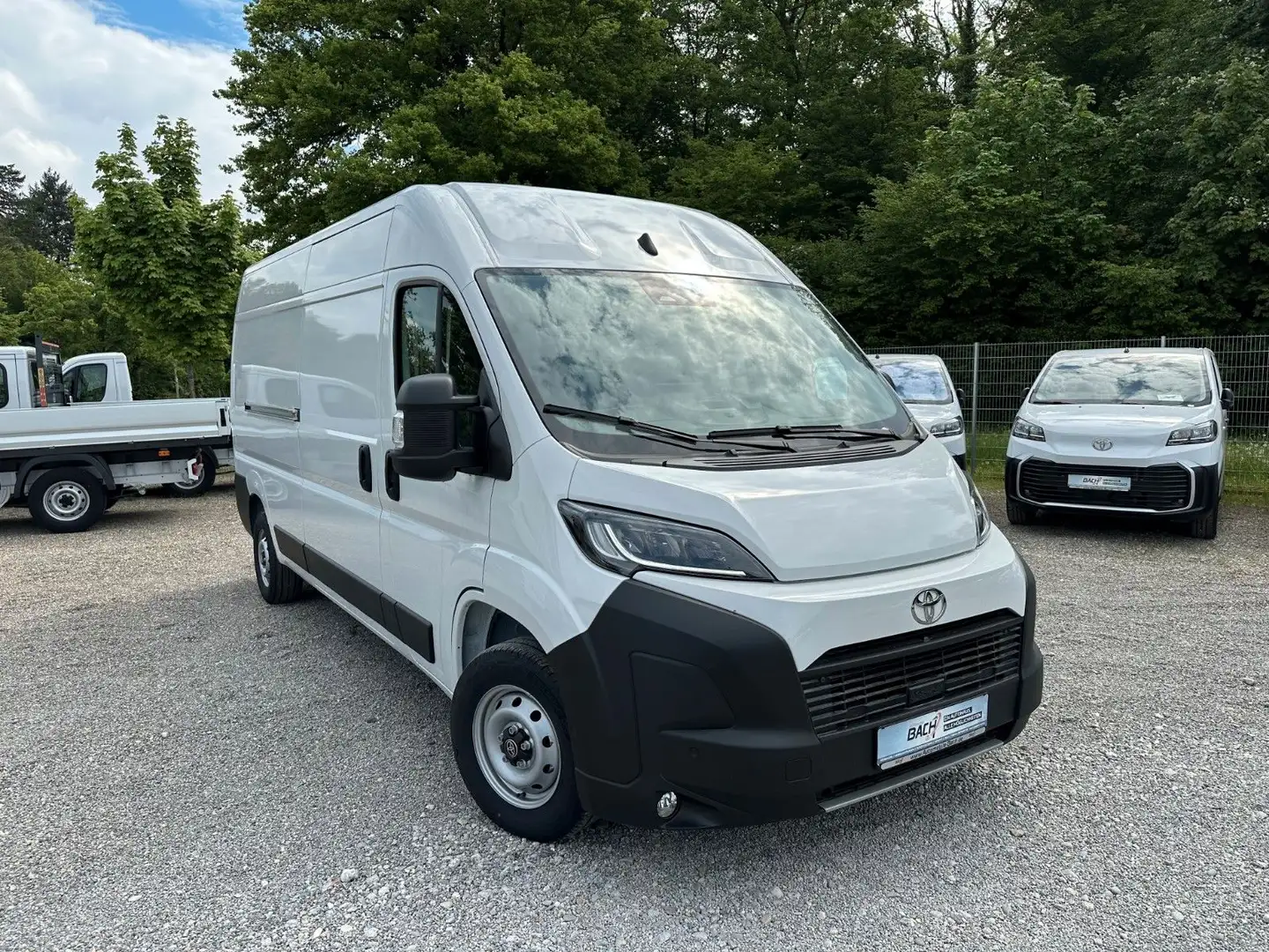 Toyota Proace Max H2 Kasten 35 L3H2 BlueHDi 140 Meister Weiß - 1