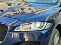 Jaguar F-Pace 3.0 D V6 Bi-Turbo 300cv AWD aut.8 E6 Portfolio 22" Albastru - thumbnail 3