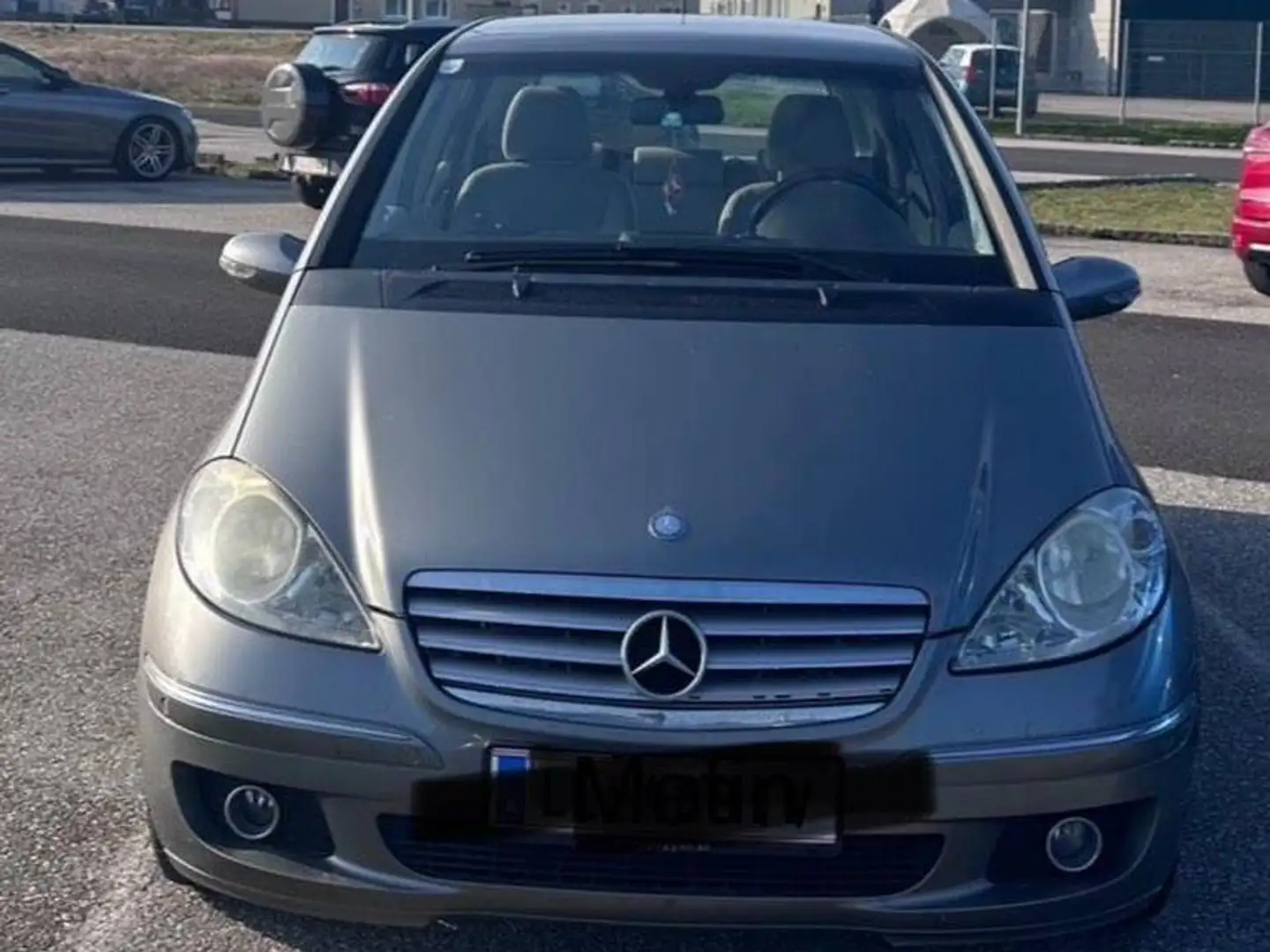 Mercedes-Benz A 150 A 150 A-Edition Elegance Aut. A-Edition Elegance Grau - 1