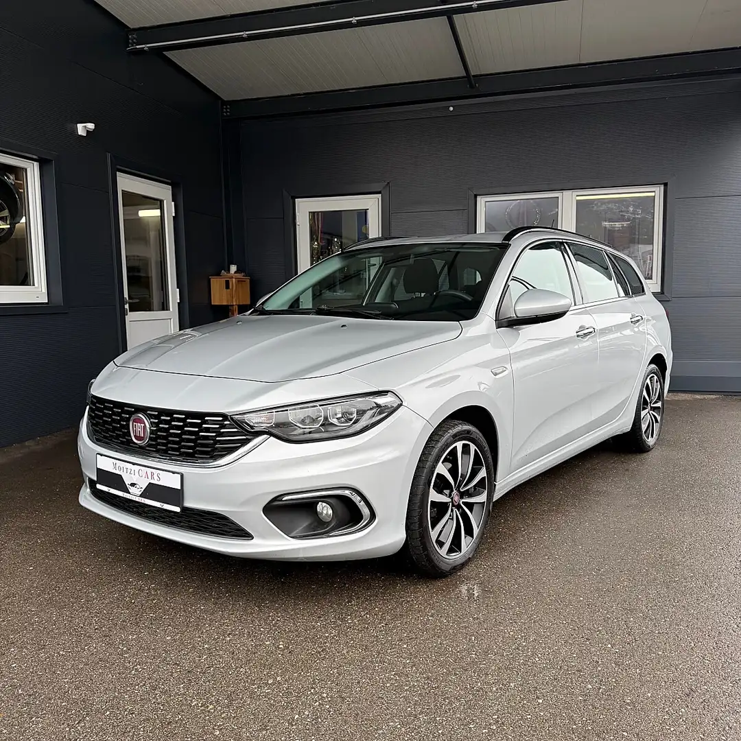 Fiat Tipo 1,6 MultiJet II 120 Start&Stop Silber - 1