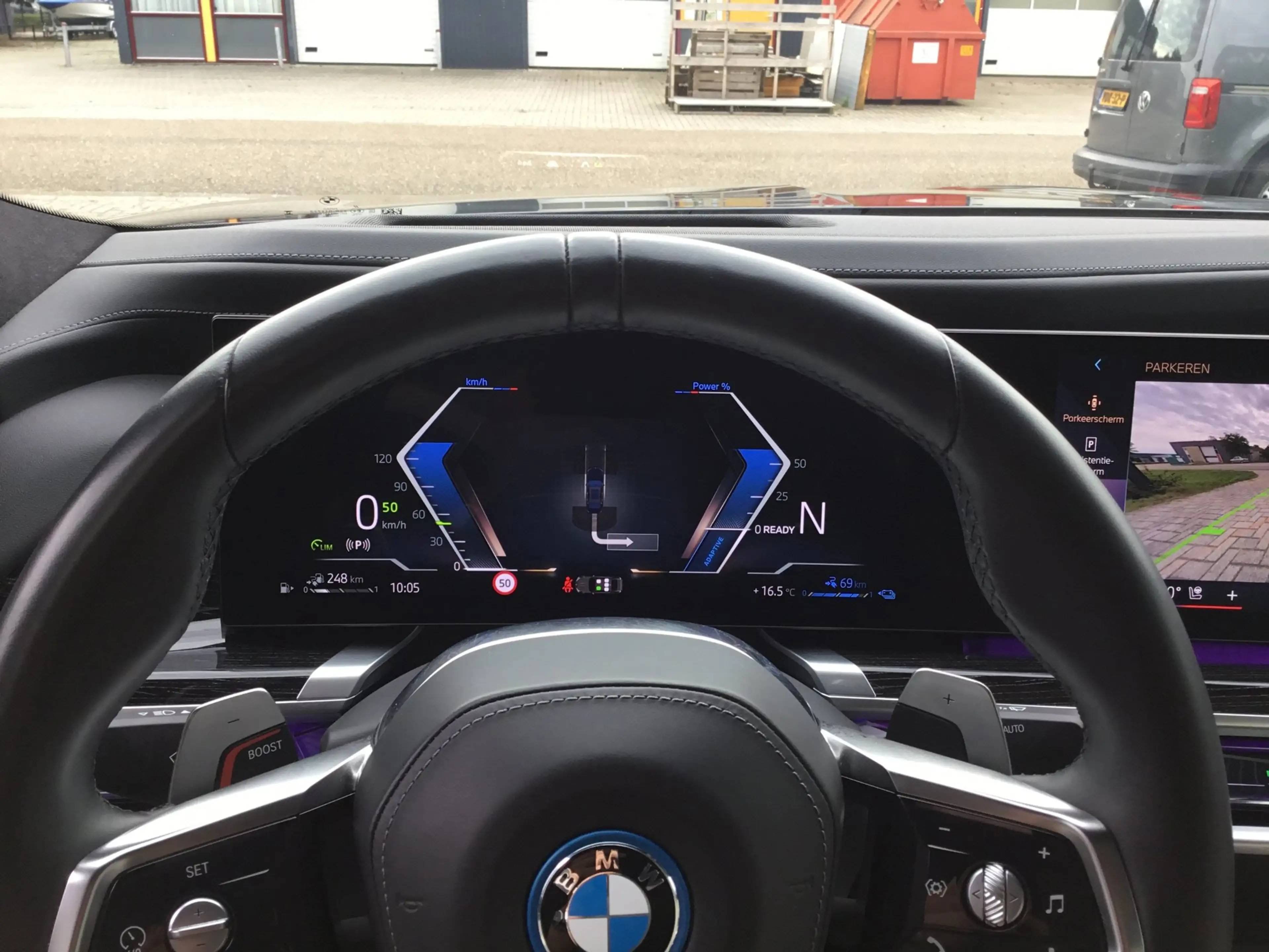 BMW 750 7-serie 750e xDrive M-SPORT — photo 19