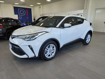 1.8 Hybrid E-CVT Adaptive Cruise Navi Fari LED