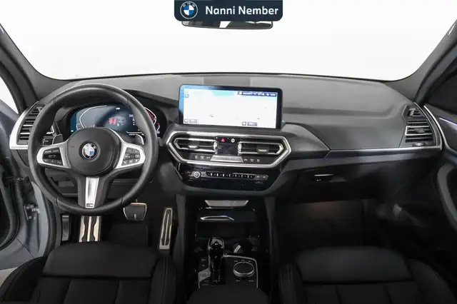 BMW X3 view 11