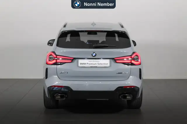 BMW X3 view 4