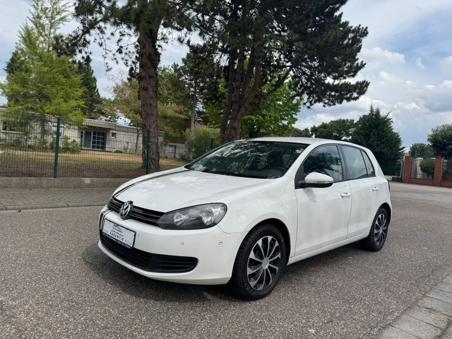 Volkswagen Golf VI Comfortline TÜV NEU Garantie Euro 5 Weiß - 2