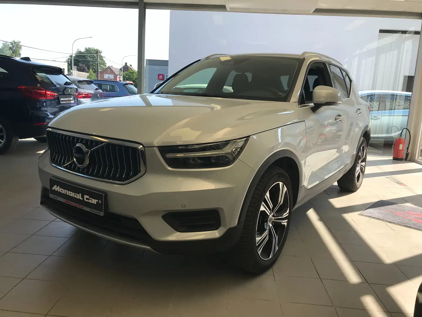 Volvo XC40 1.5 T3 Inscription Geartronic - Prêt à immat Grijs - 1