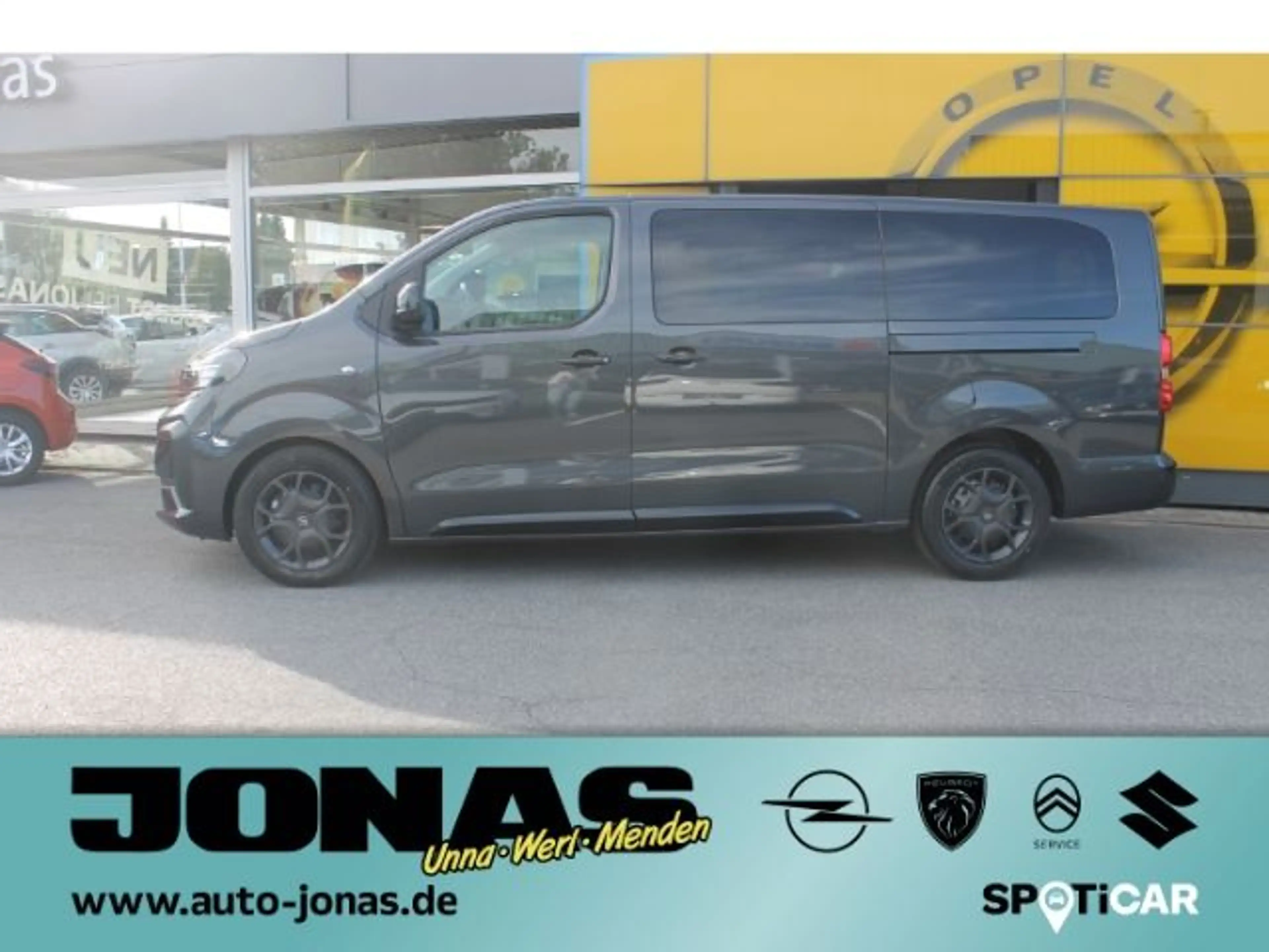 Opel Zafira Life Edition XL 2.2 Navi Pro RKamera Voll — photo 6