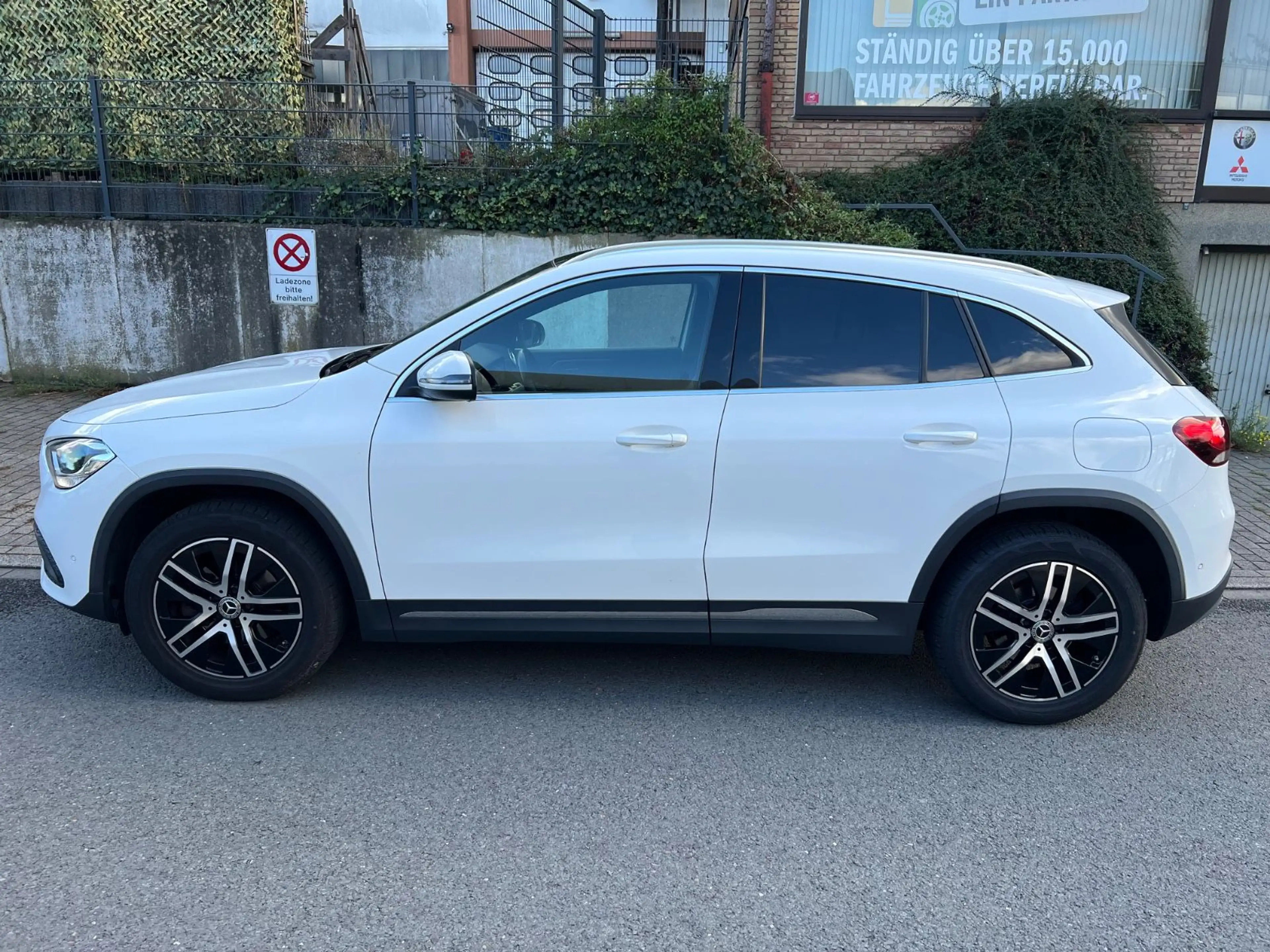 Mercedes-Benz GLA 200 GLA GLA 200*AHK*Pano*LED*SHZ* — photo 8