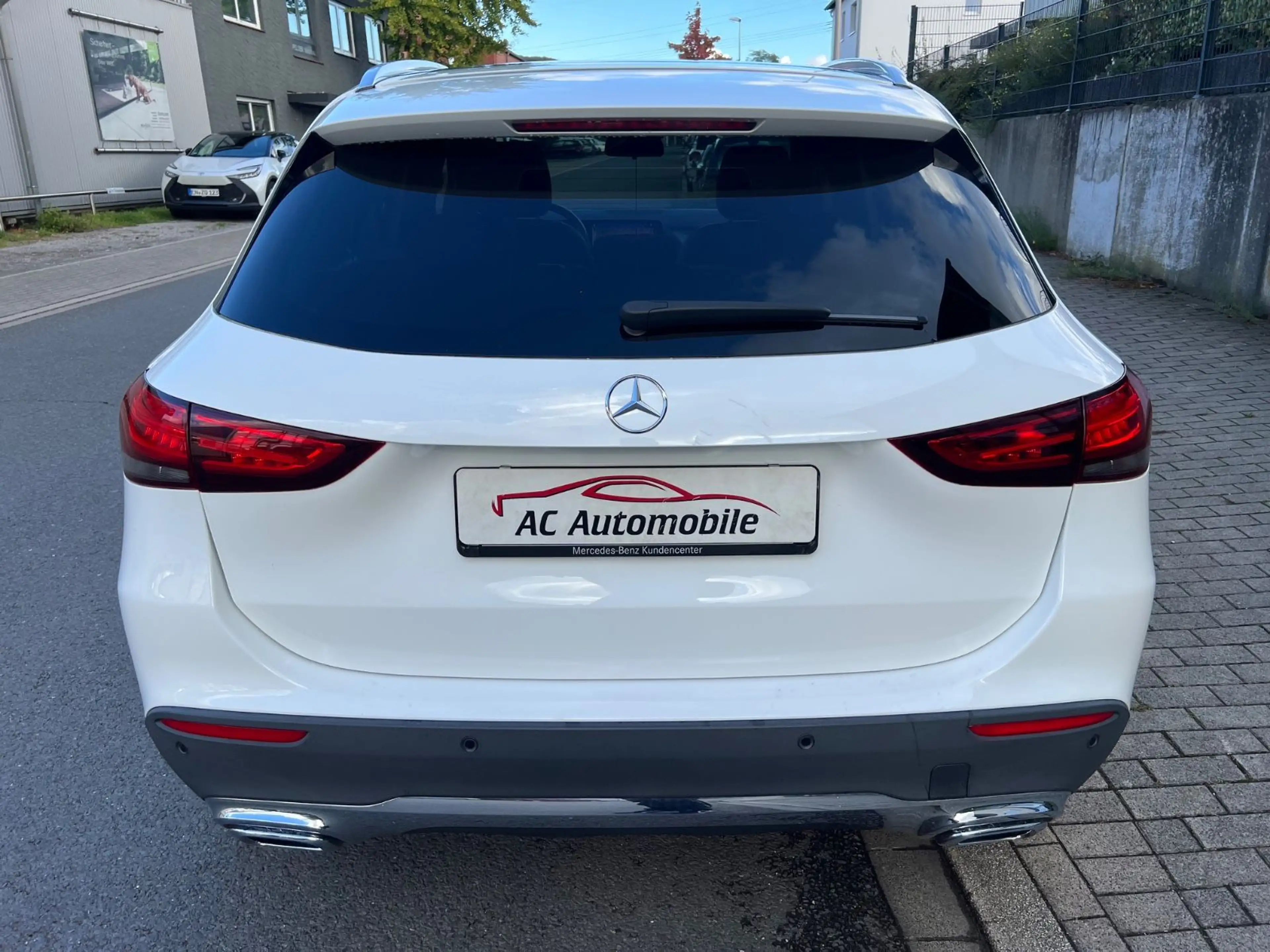 Mercedes-Benz GLA 200 GLA GLA 200*AHK*Pano*LED*SHZ* — photo 6