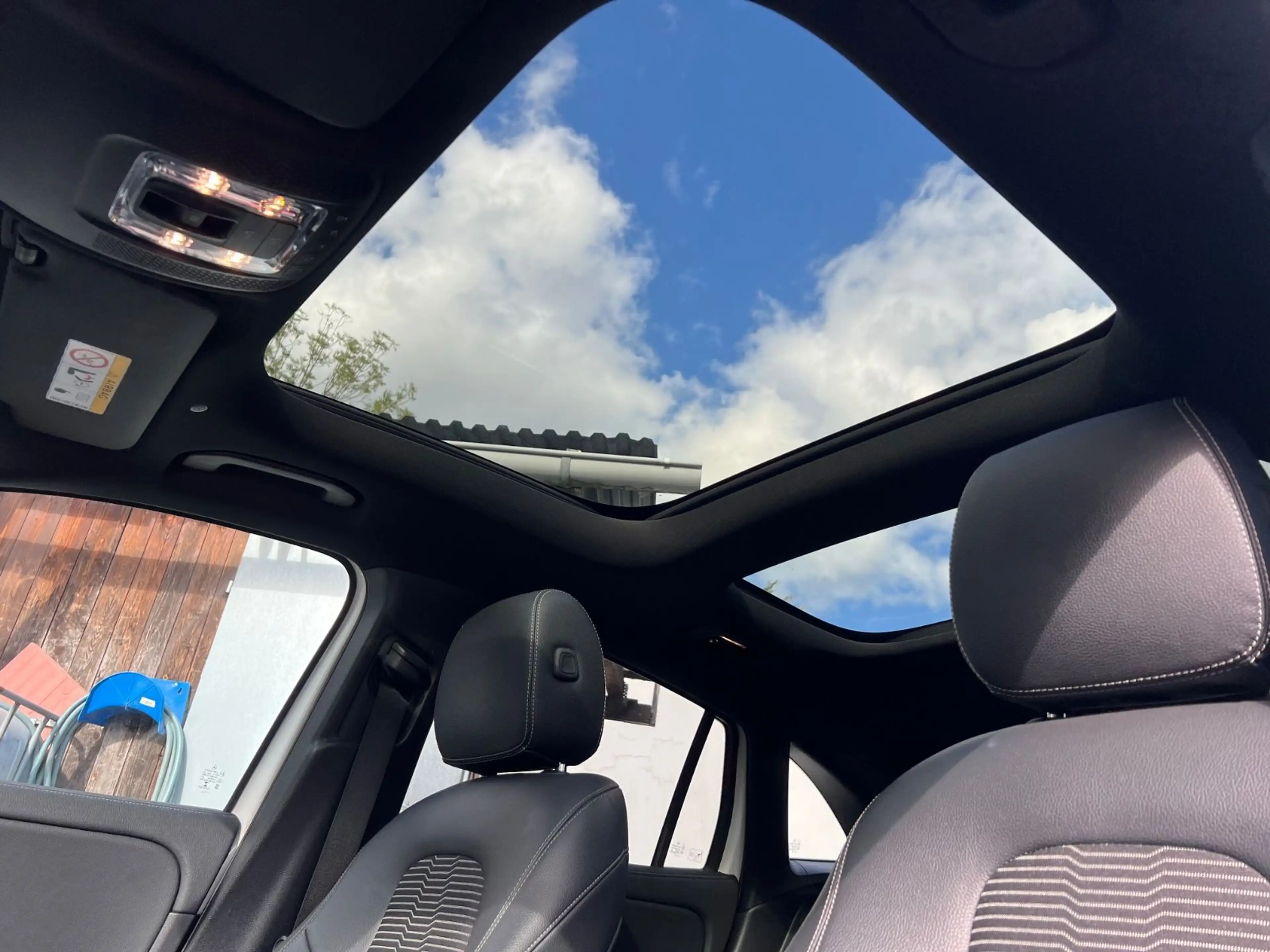 Mercedes-Benz GLA 200 GLA GLA 200*AHK*Pano*LED*SHZ* — photo 12