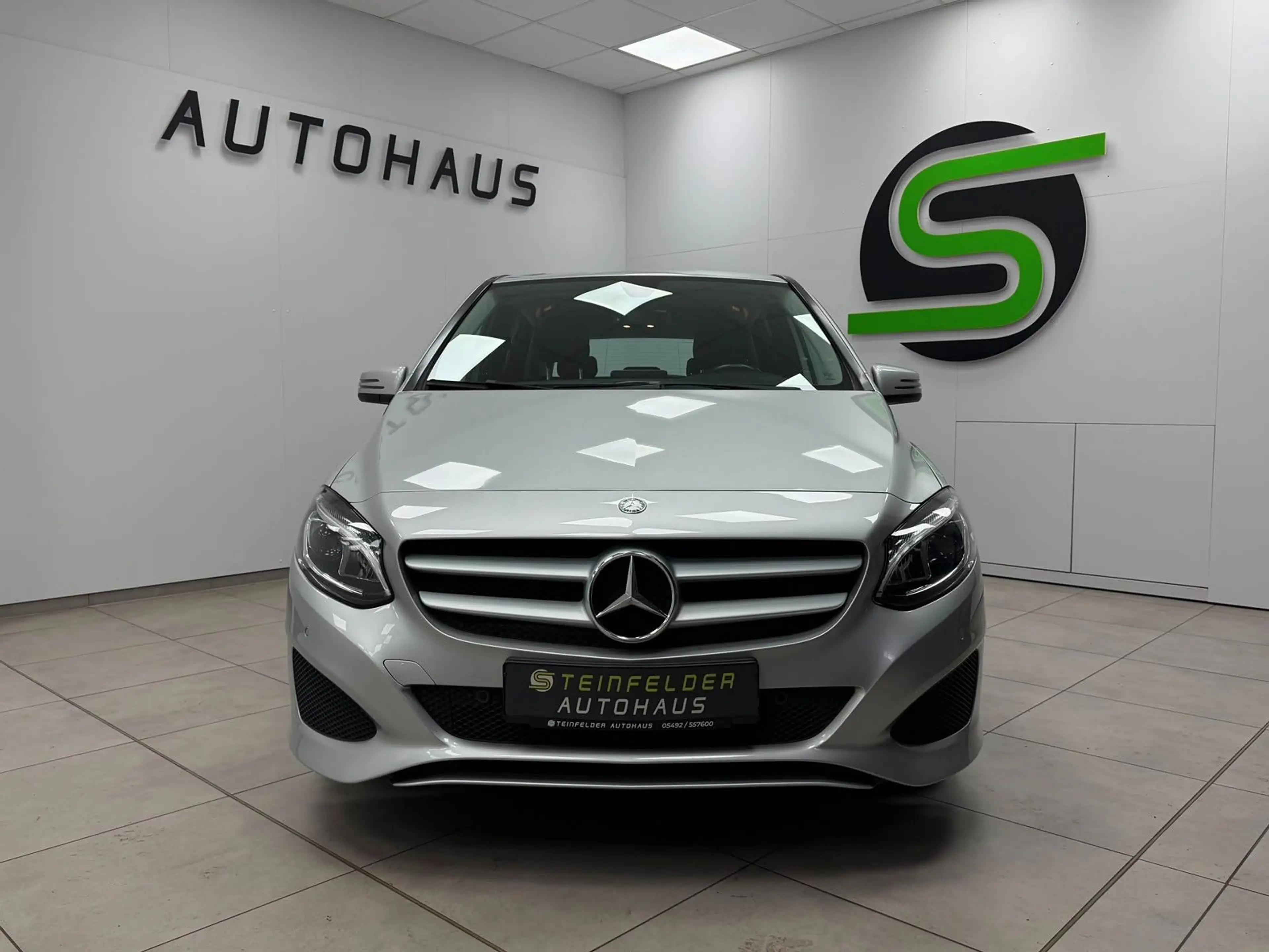 Mercedes-Benz B 220 CDI  / SHZ / RKAM / LED / TEMPOMAT — photo 2