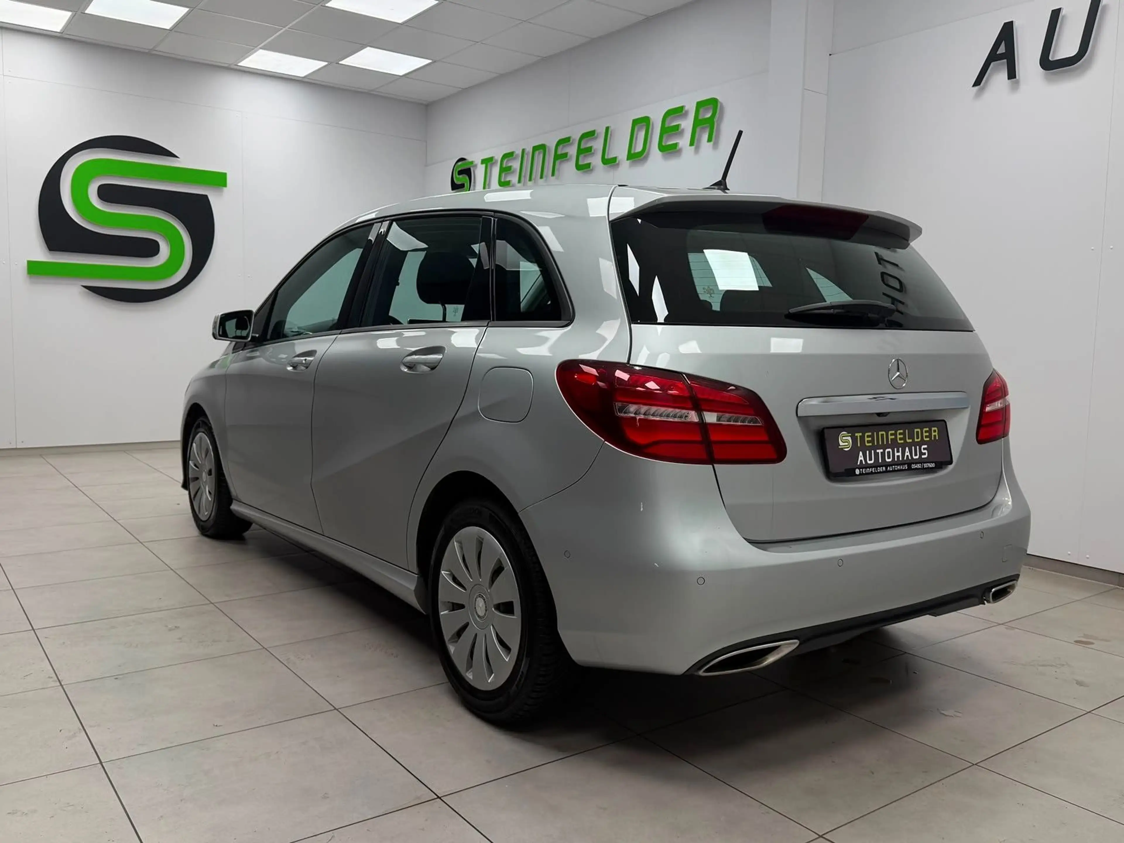 Mercedes-Benz B 220 CDI  / SHZ / RKAM / LED / TEMPOMAT — photo 5