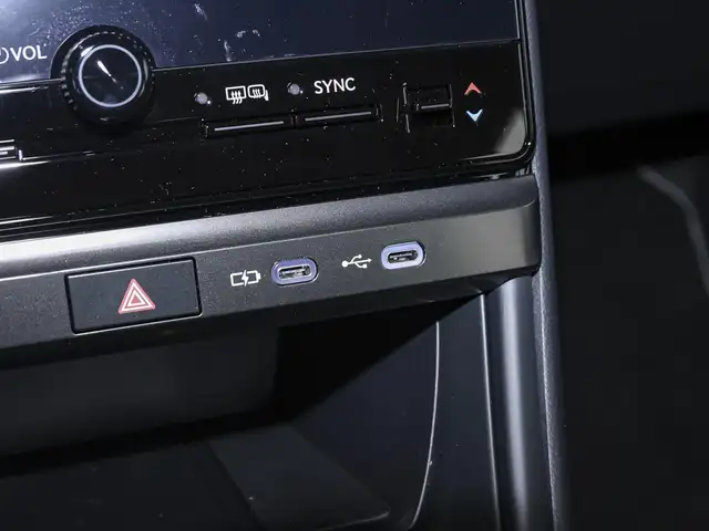 Lexus LBX view 11